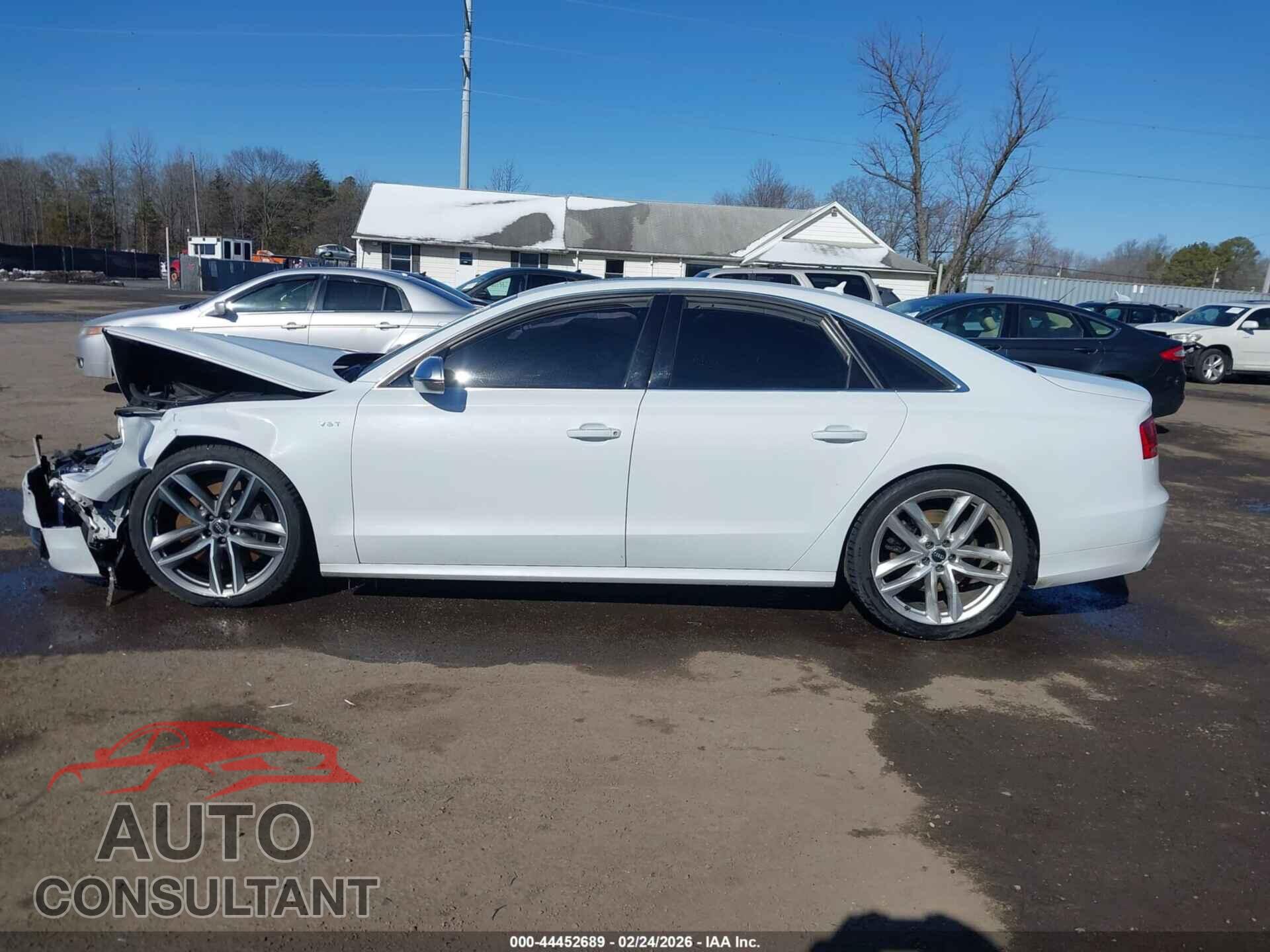 AUDI S8 2013 - WAUD2AFD1DN031887