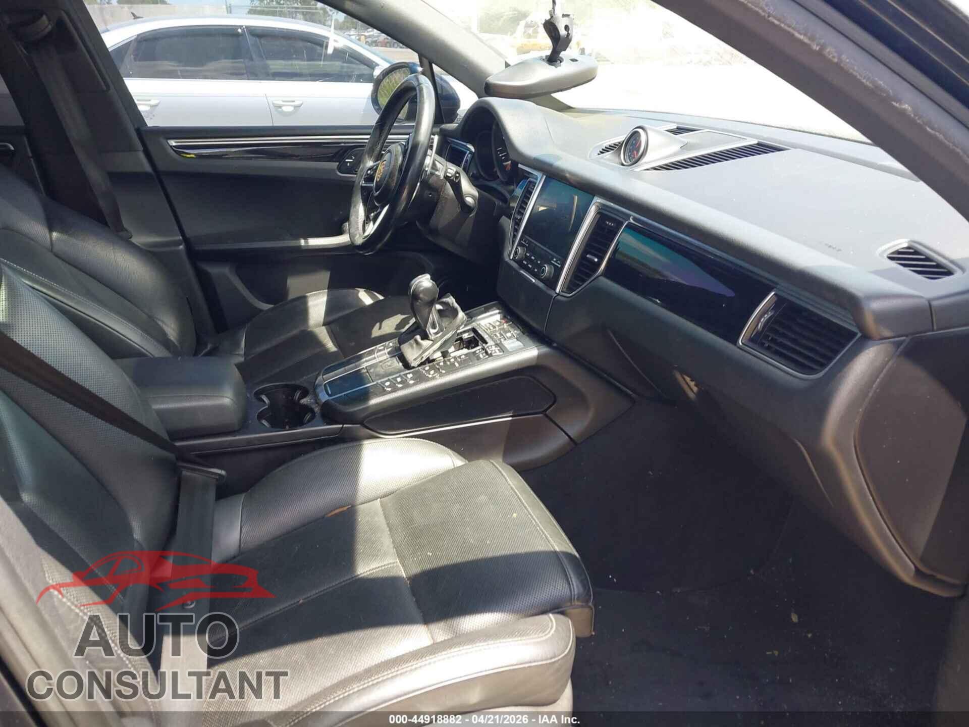 PORSCHE MACAN 2017 - WP1AA2A54HLB04328
