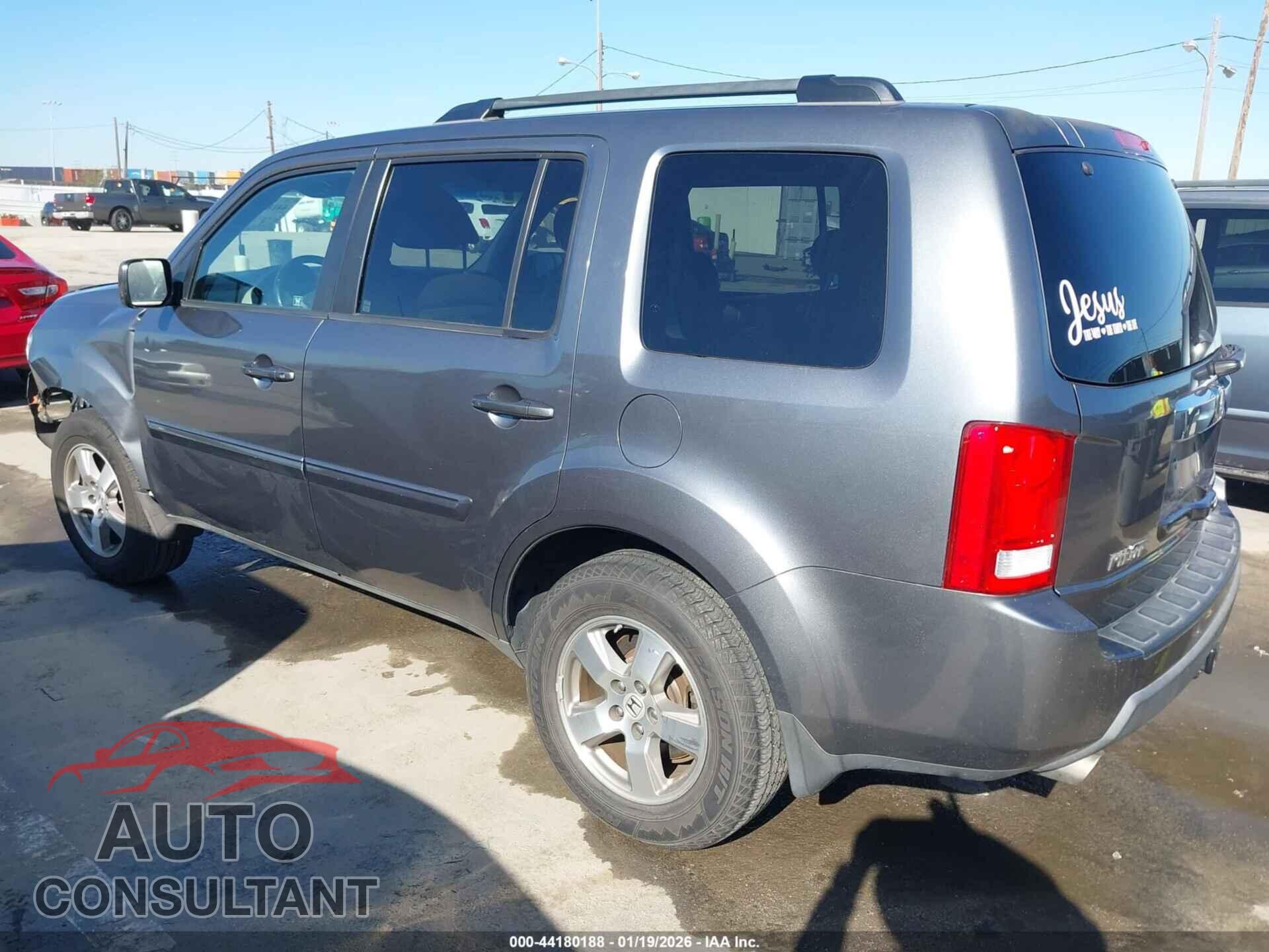 HONDA PILOT 2010 - 5FNYF3H55AB013929