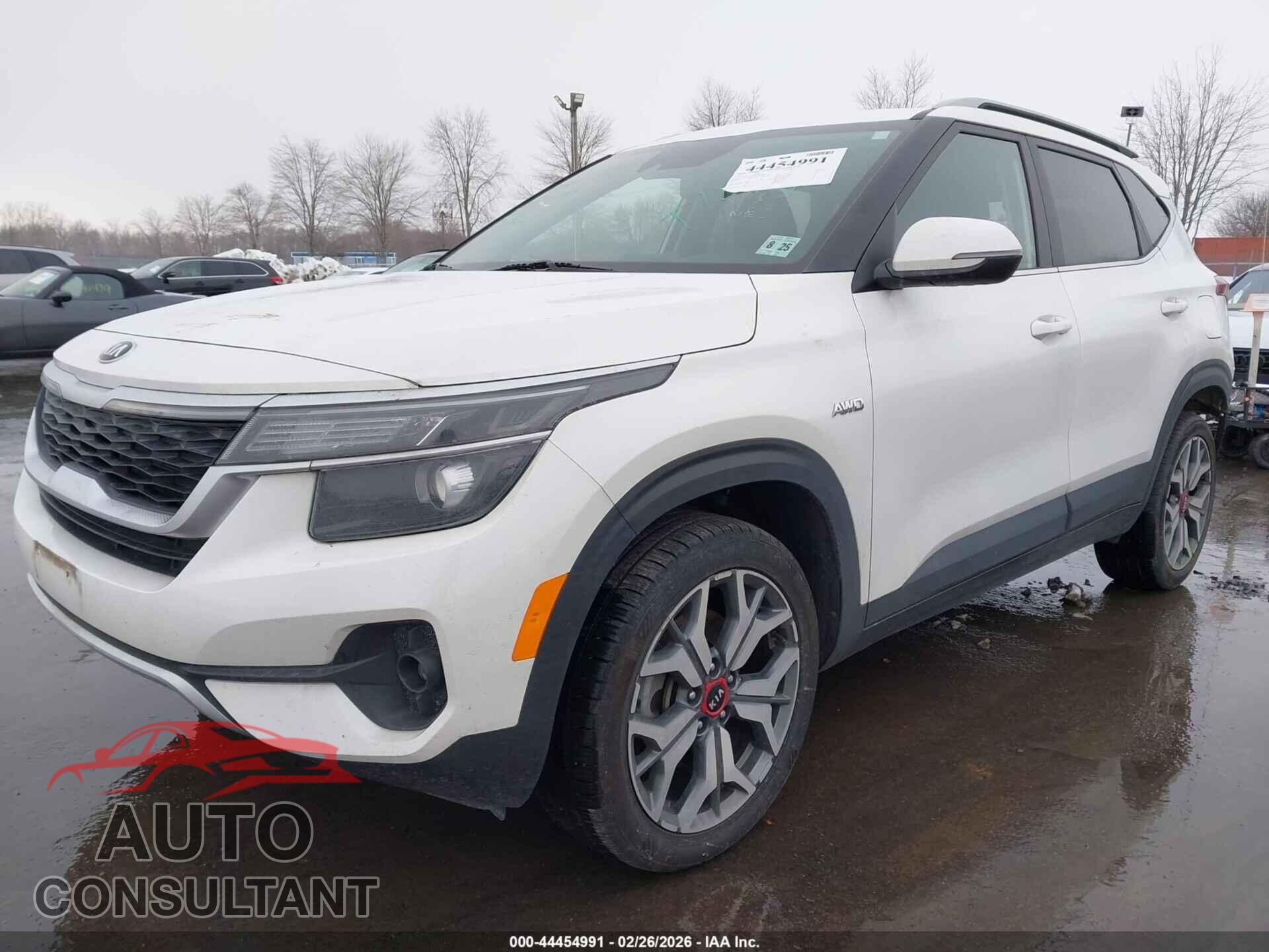 KIA SELTOS 2021 - KNDEUCA20M7103220