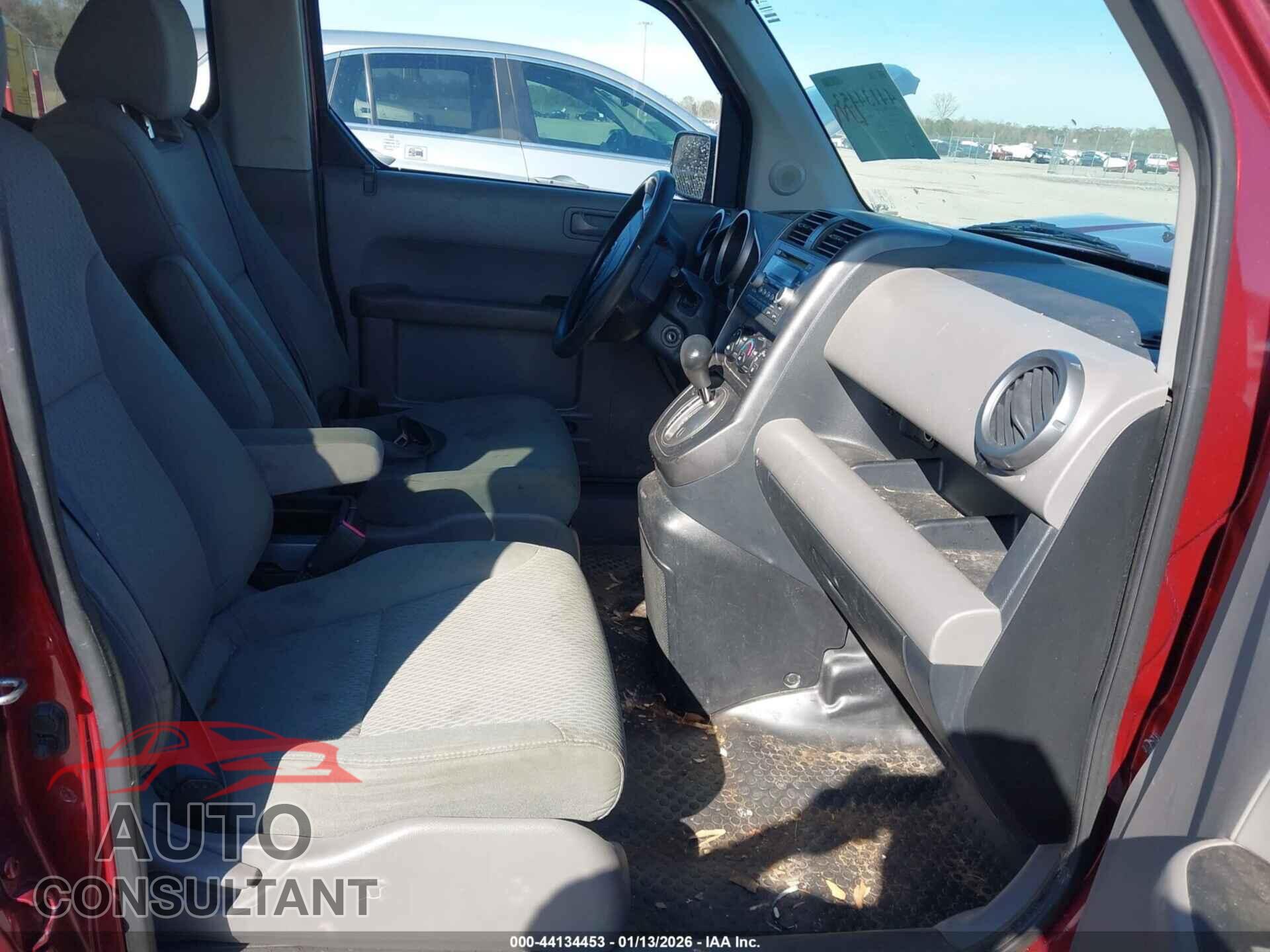 HONDA ELEMENT 2011 - 5J6YH1H73BL001027