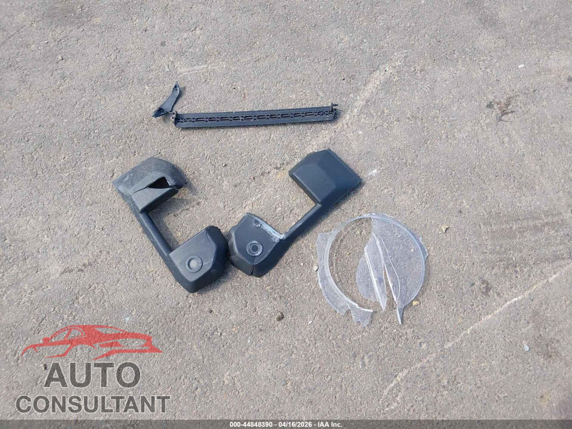 FORD BRONCO 2023 - 1FMEE5DP8PLB47702