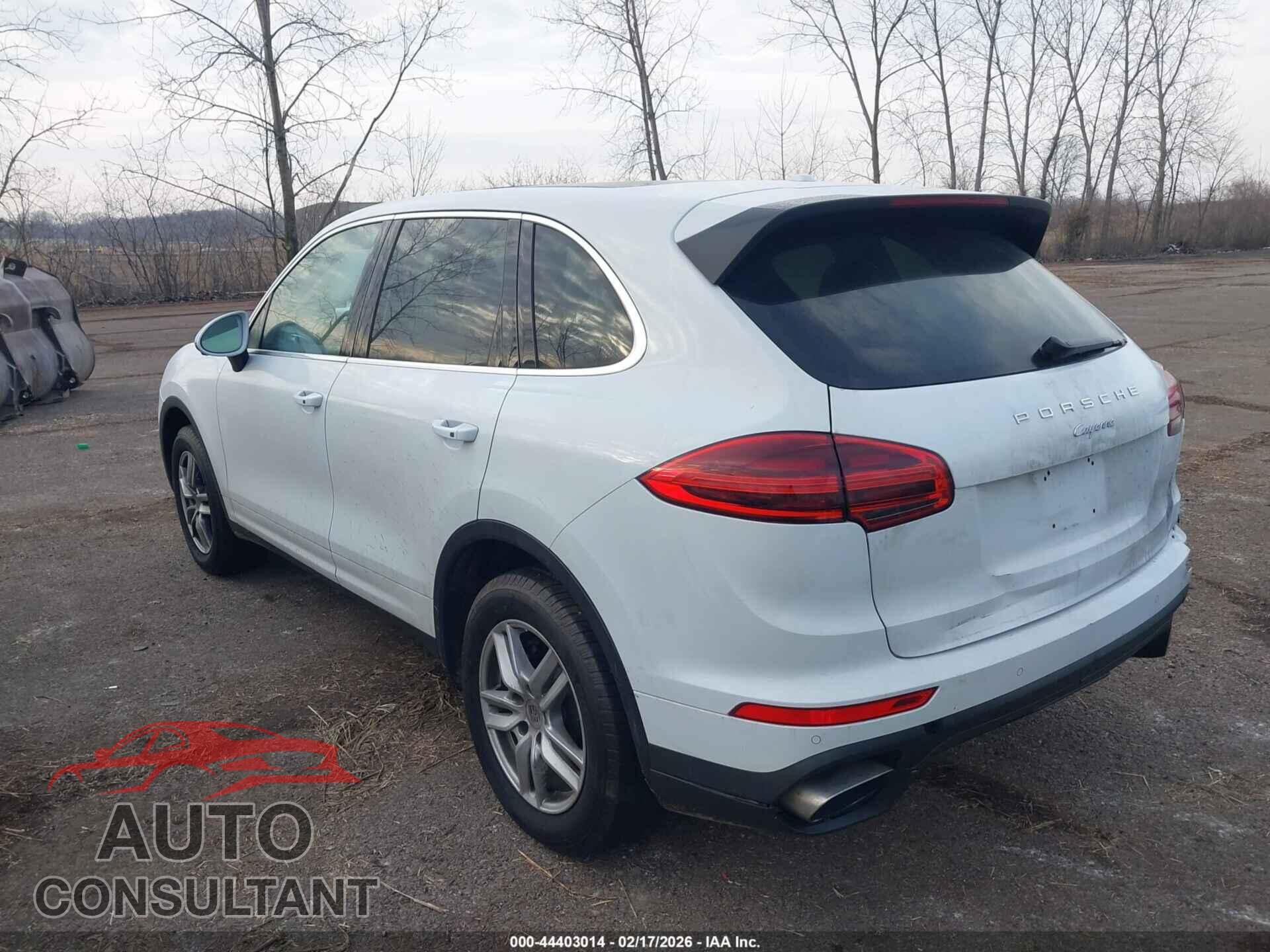 PORSCHE CAYENNE 2016 - WP1AA2A23GLA09960