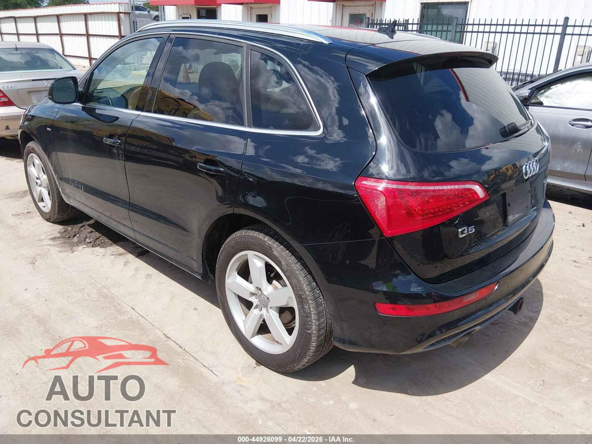 AUDI Q5 2012 - WA1DKAFP3CA100625