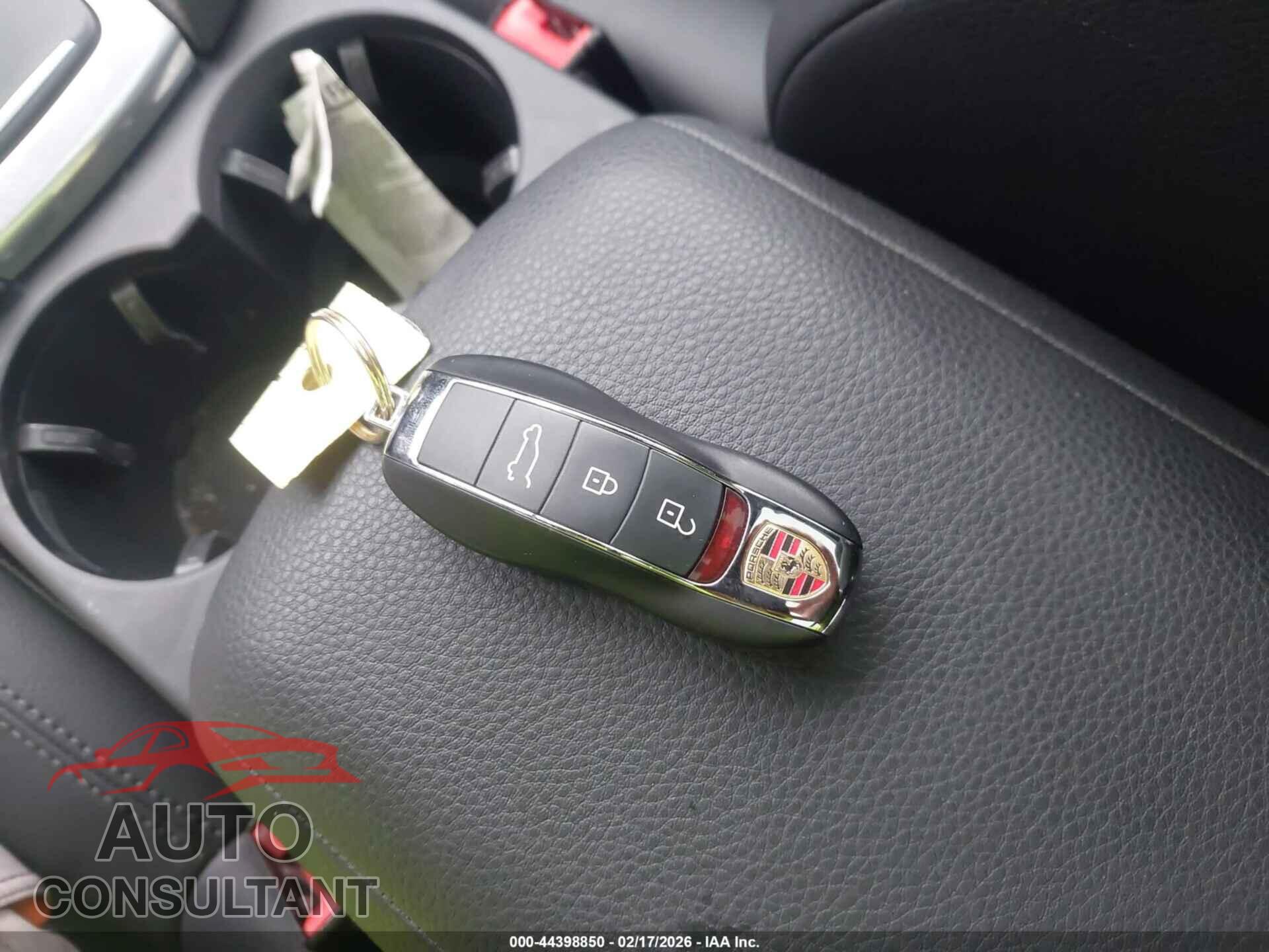 PORSCHE MACAN 2021 - WP1AA2A59MLB14279