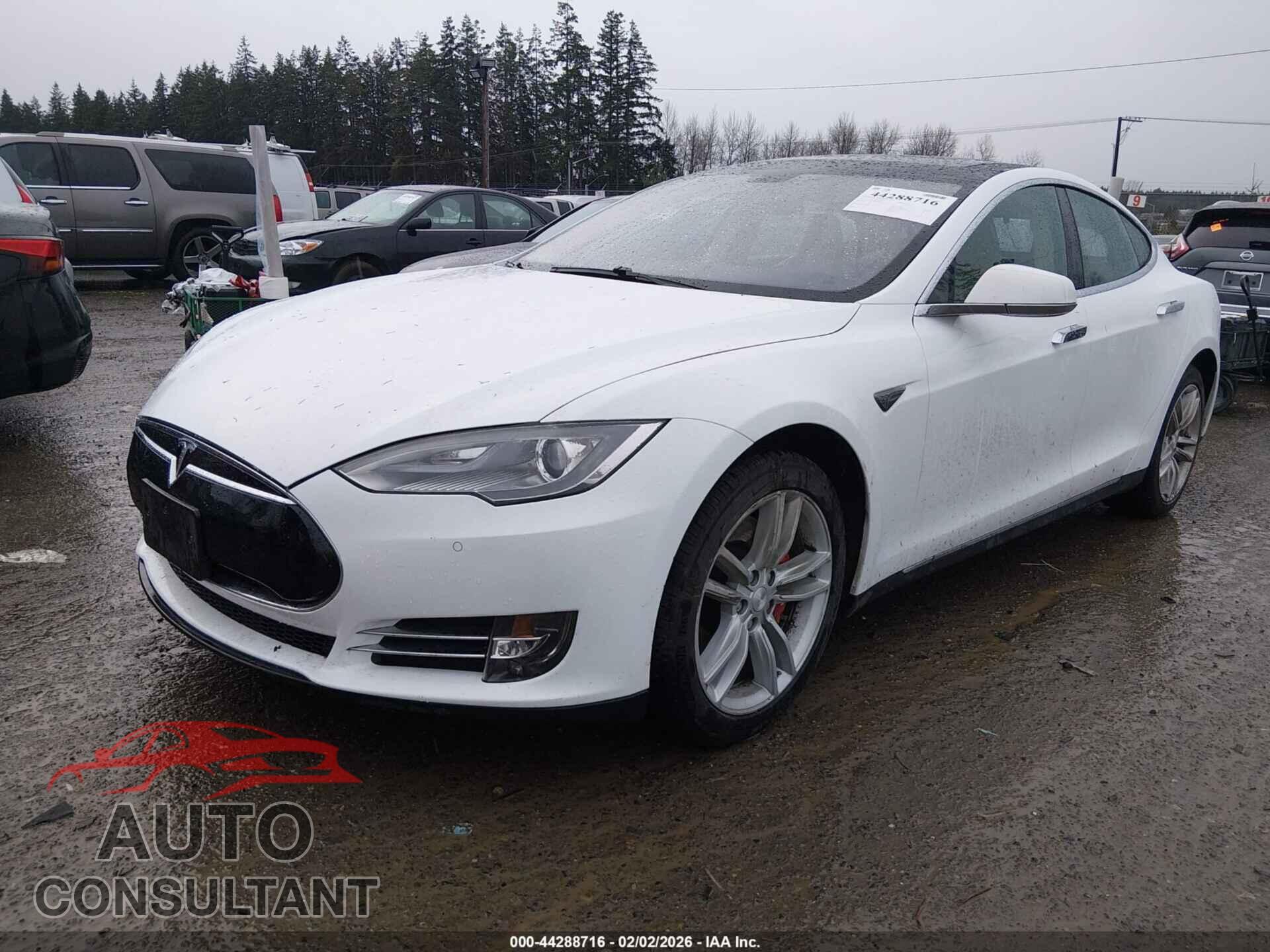 TESLA MODEL S 2014 - 5YJSA1H15EFP40094