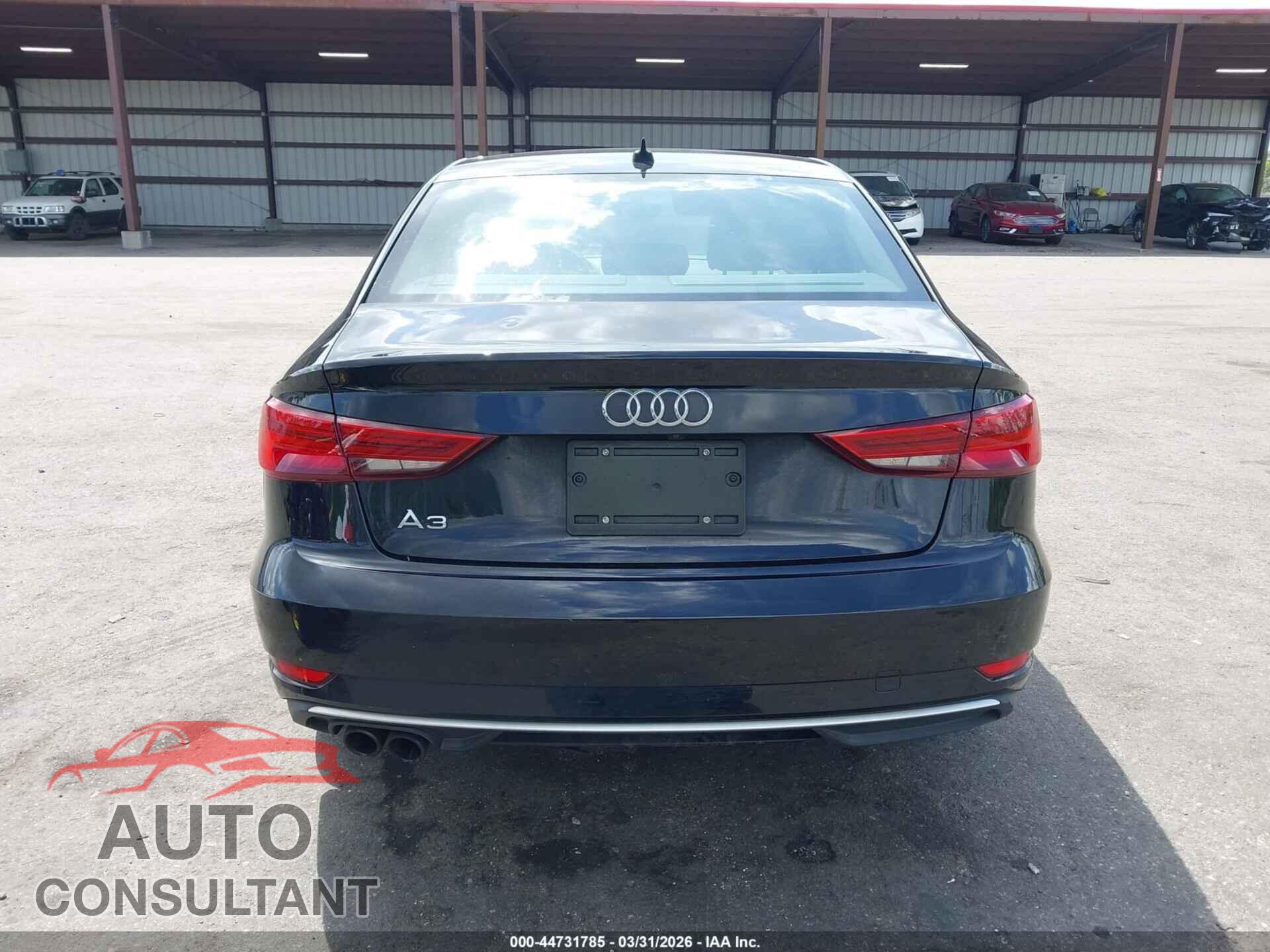 AUDI A3 2017 - WAUAUGFFXH1052428
