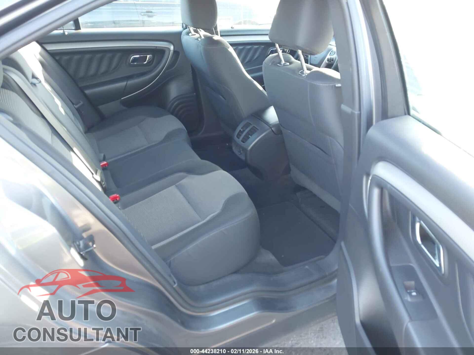 FORD TAURUS 2013 - 1FAHP2E81DG145933