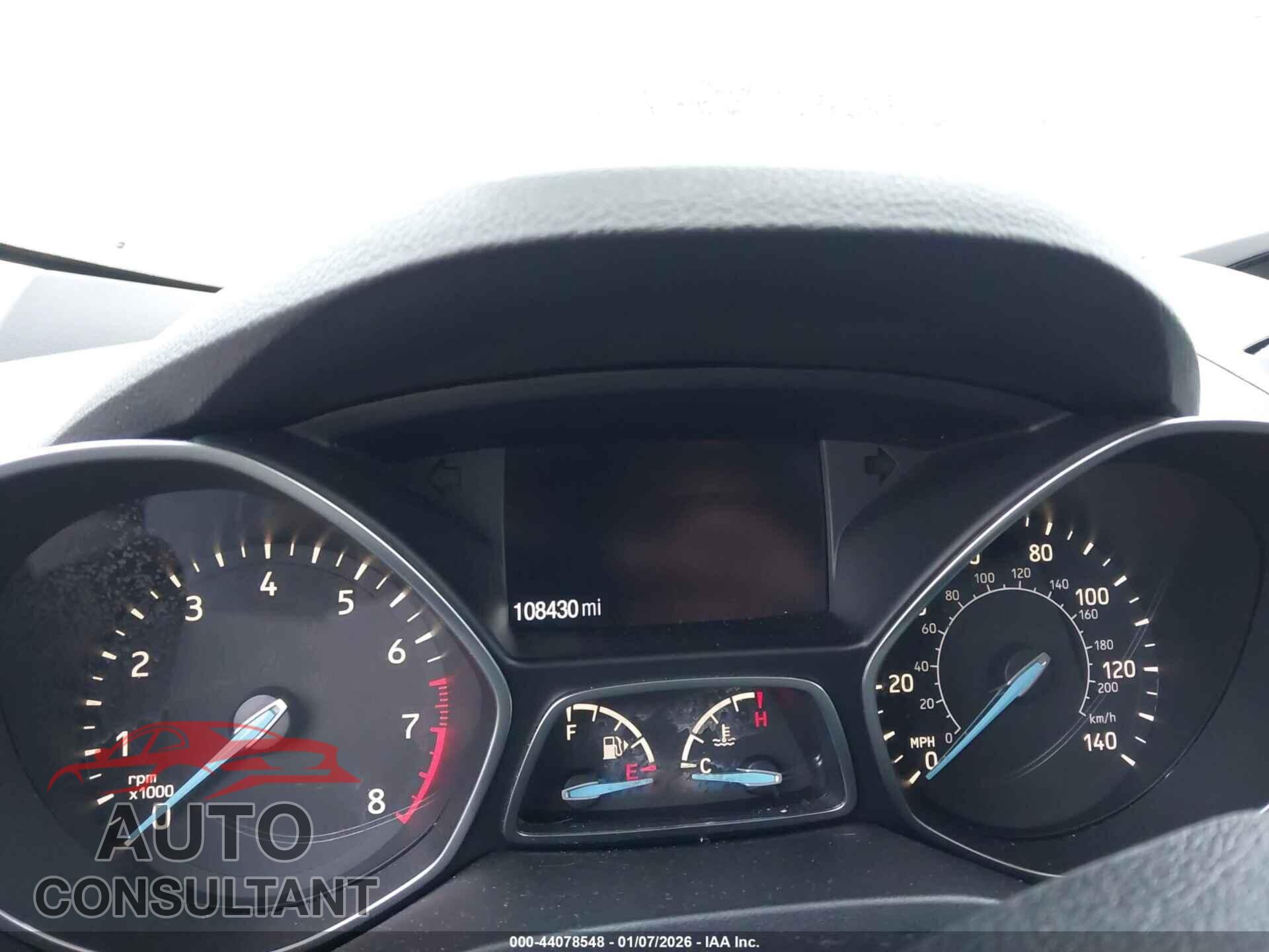 FORD ESCAPE 2017 - 1FMCU0GD0HUE86111