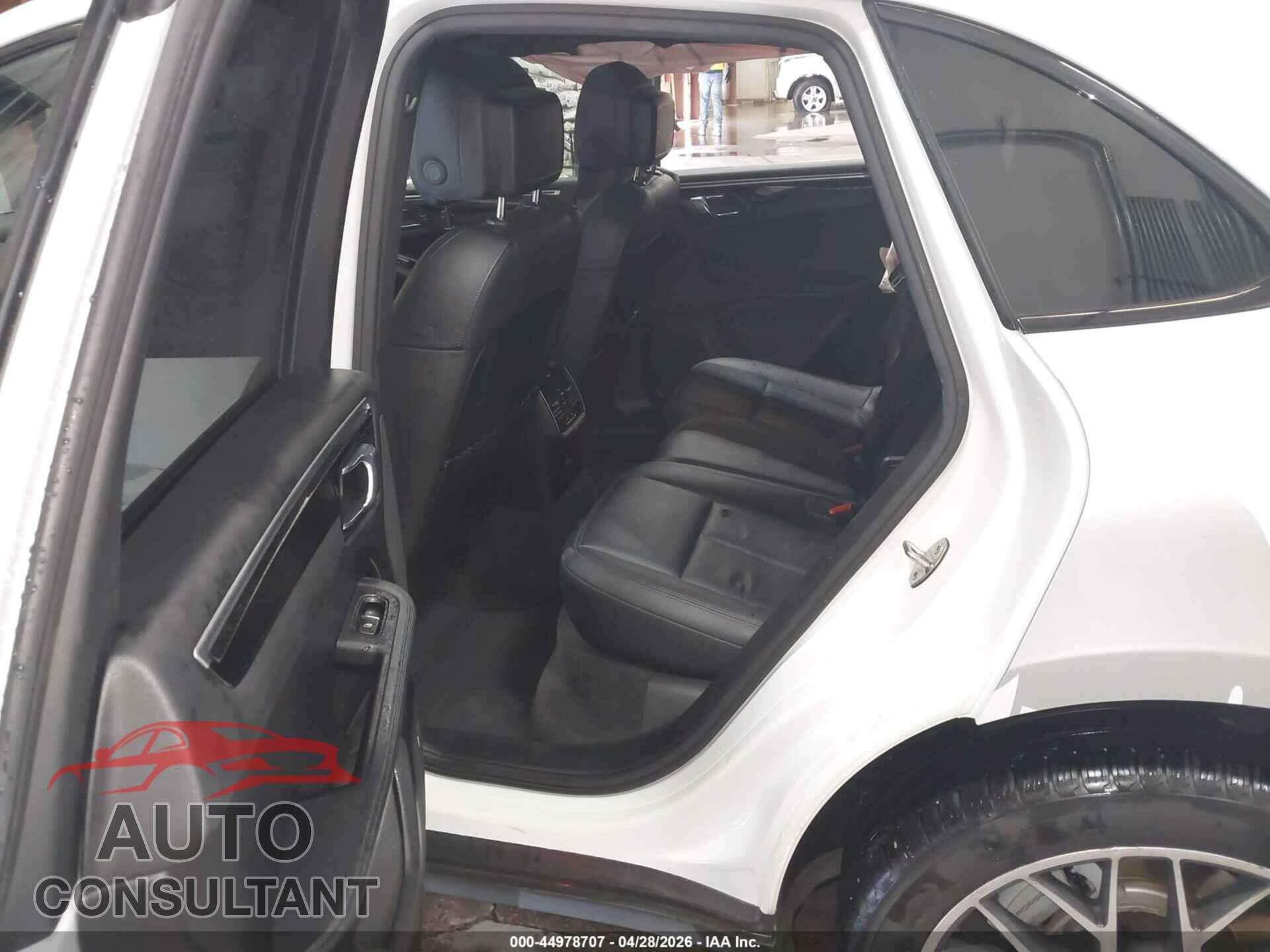 PORSCHE MACAN 2017 - WP1AB2A5XHLB21146