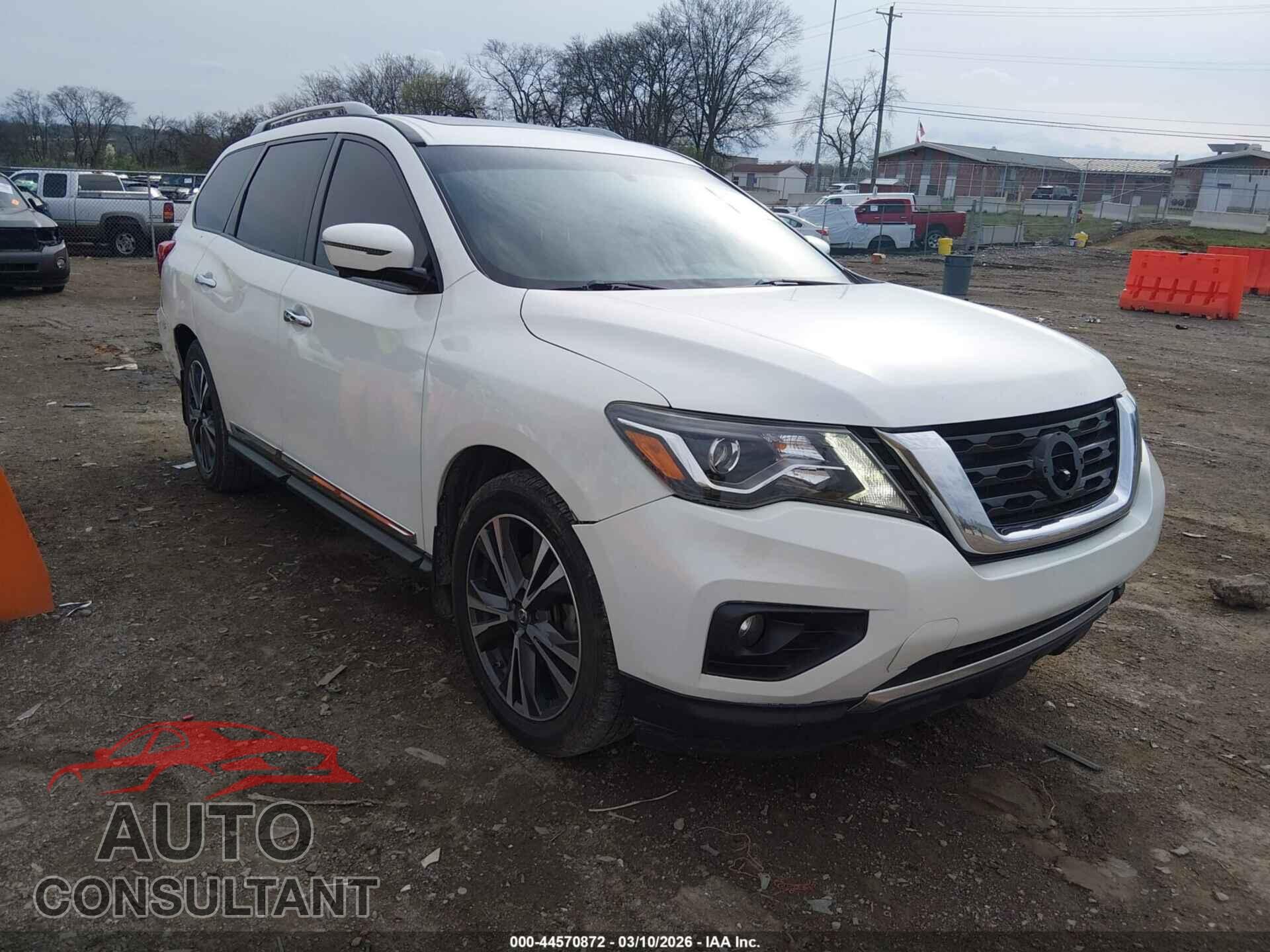 NISSAN PATHFINDER 2017 - 5N1DR2MN3HC609615
