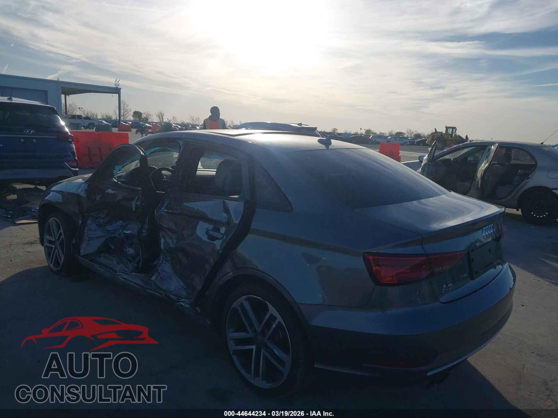 AUDI A3 2017 - WAUAUGFFXH1041333