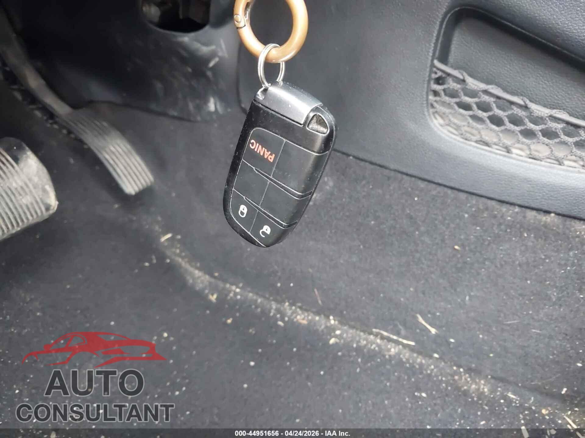 DODGE JOURNEY 2017 - 3C4PDCBB2HT684311