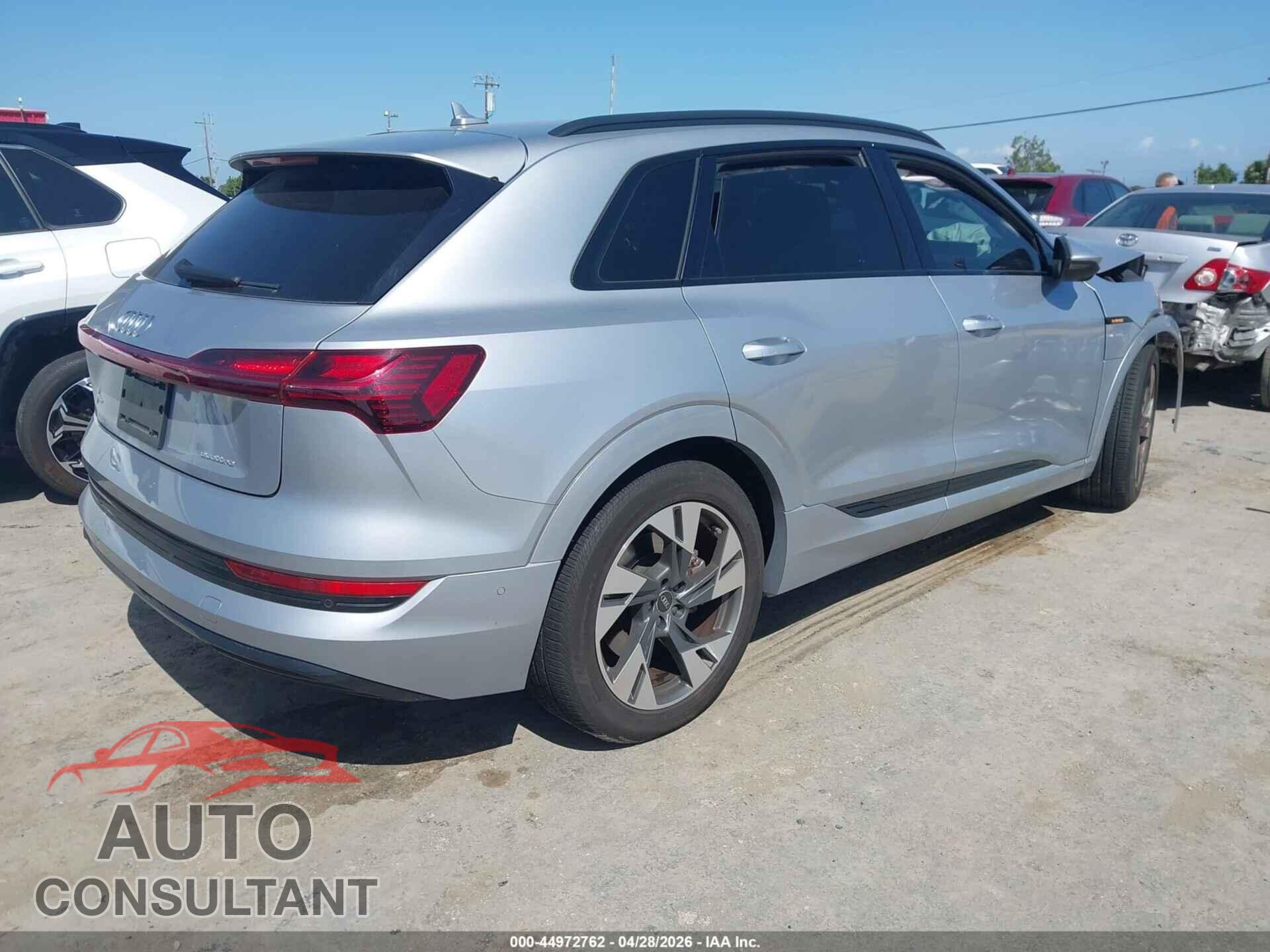 AUDI E-TRON 2021 - WA1AAAGE8MB025564