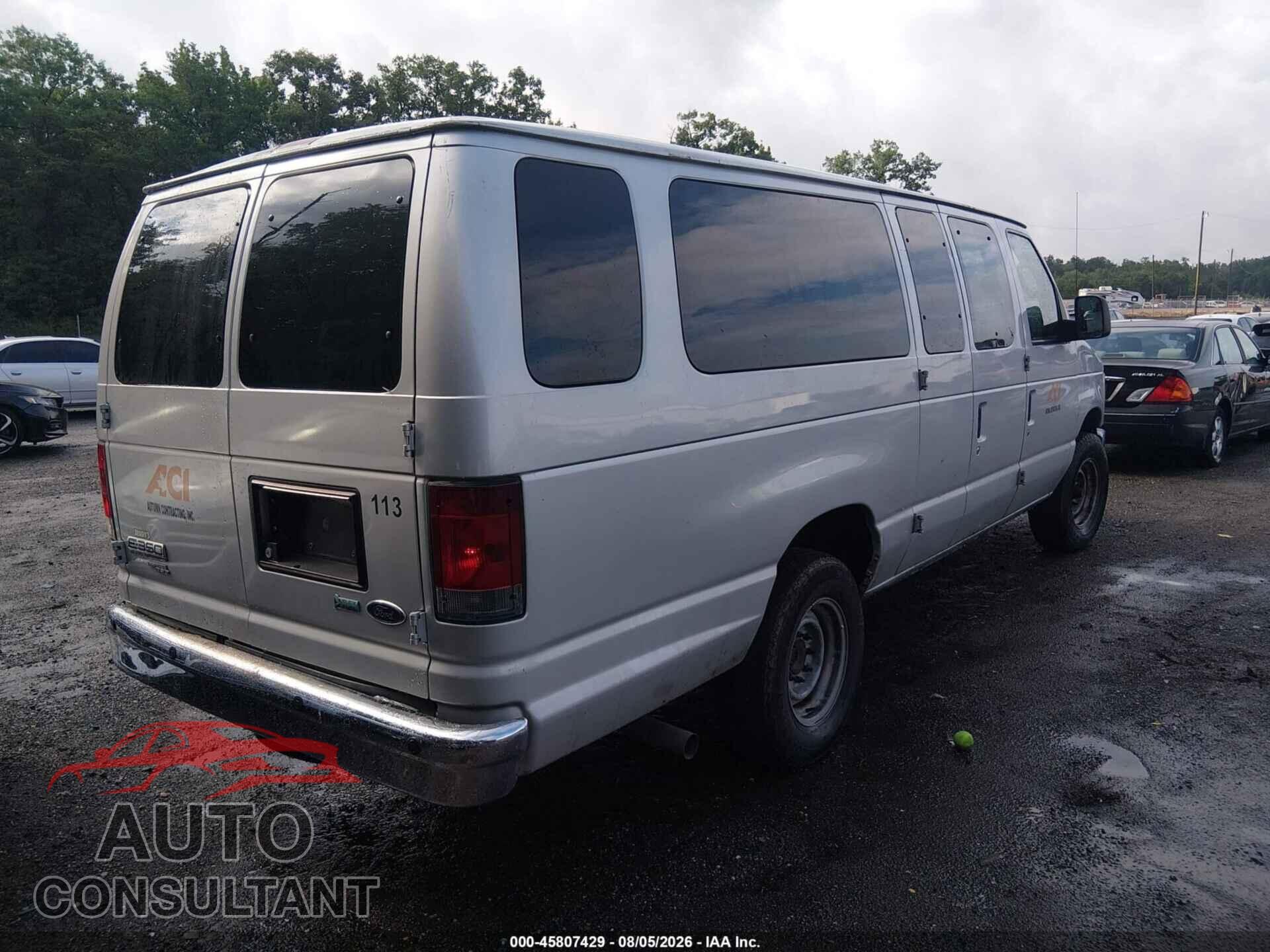 FORD E-350 SUPER DUTY 2011 - 1FBSS3BL9BDB38034