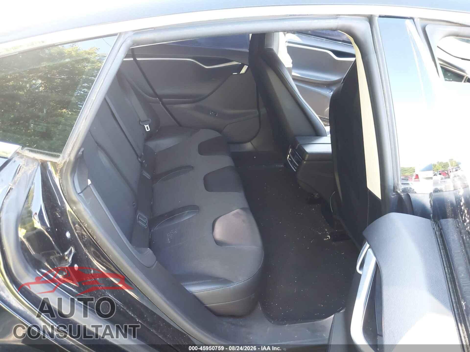 TESLA MODEL S 2013 - 5YJSA1DN9DFP15402