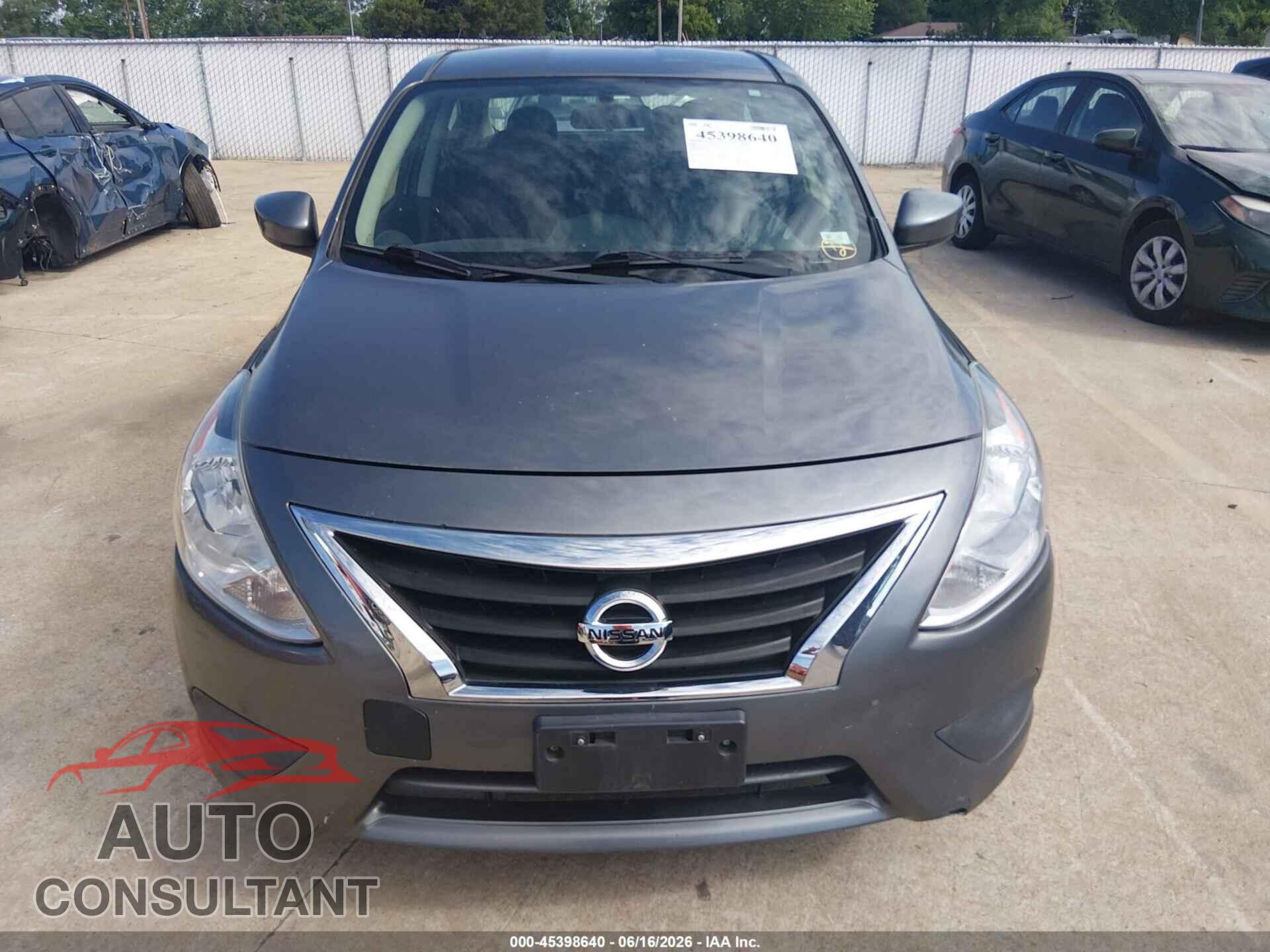 NISSAN VERSA 2017 - 3N1CN7AP3HL848314