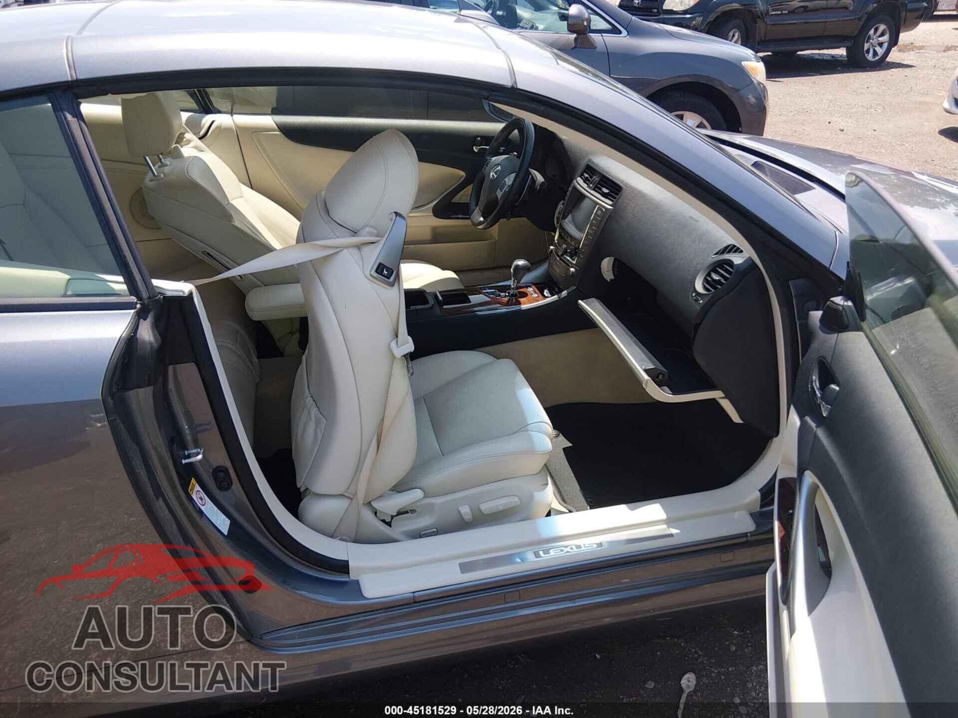 LEXUS IS 250C 2015 - JTHFF2C21F2532807