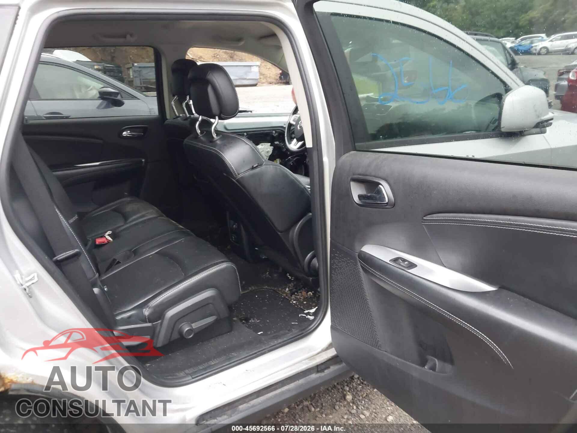 DODGE JOURNEY 2012 - 3C4PDCDGXCT369032