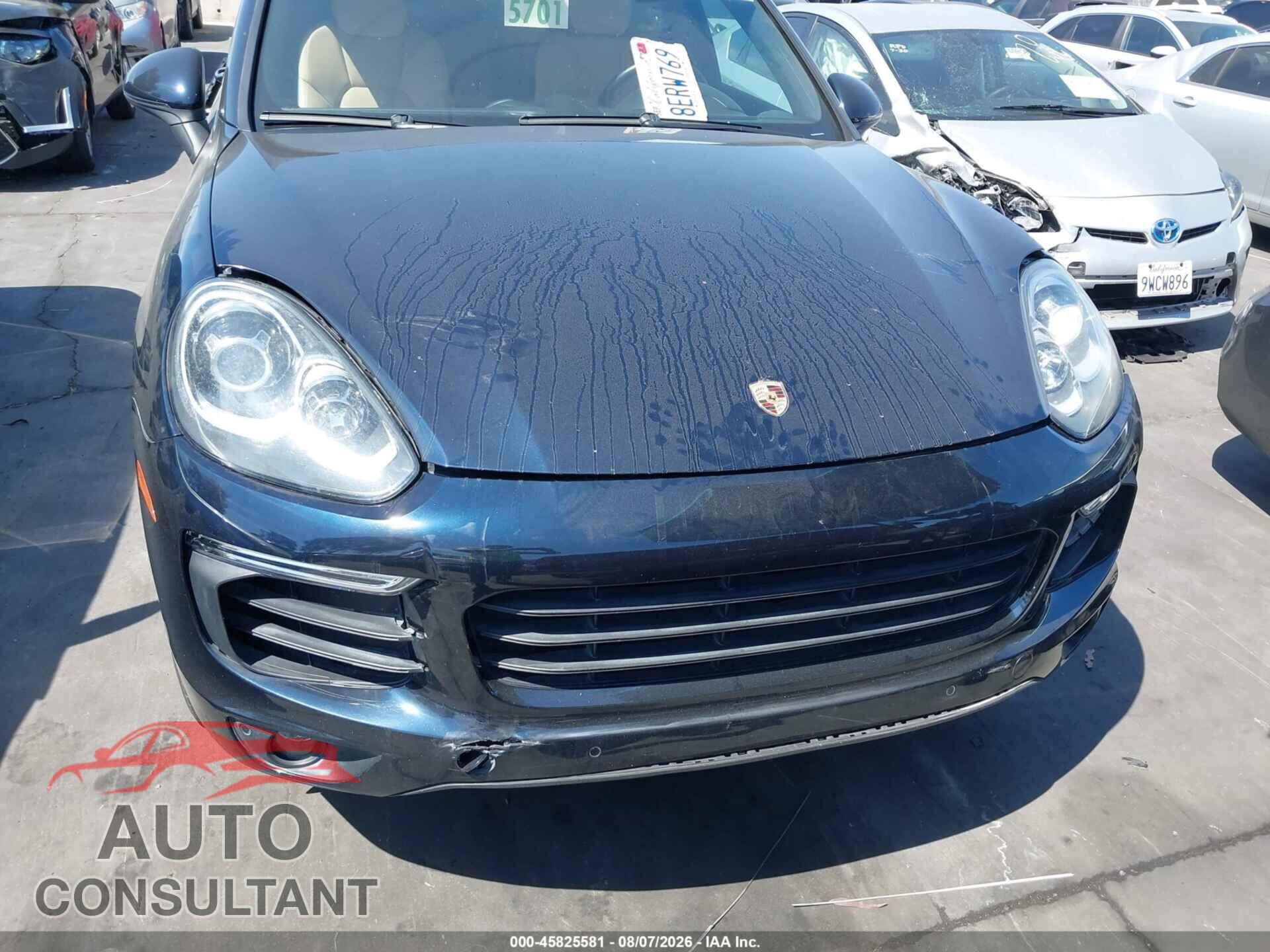 PORSCHE CAYENNE 2017 - WP1AA2A26HKA91772