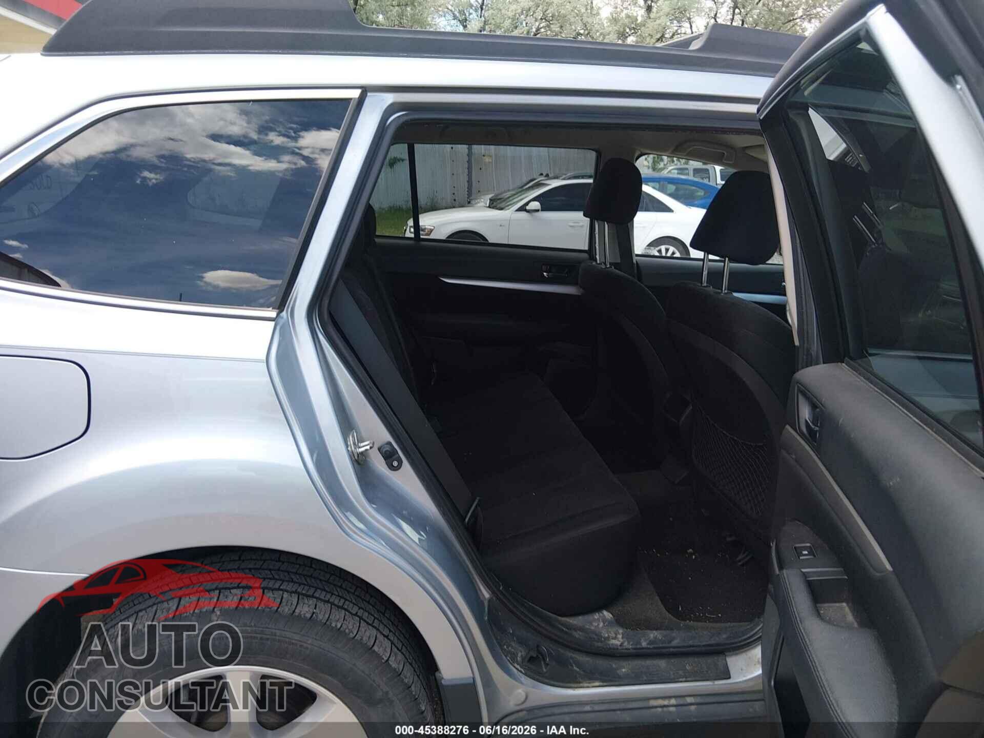 SUBARU OUTBACK 2014 - 4S4BRBCC6E3299558