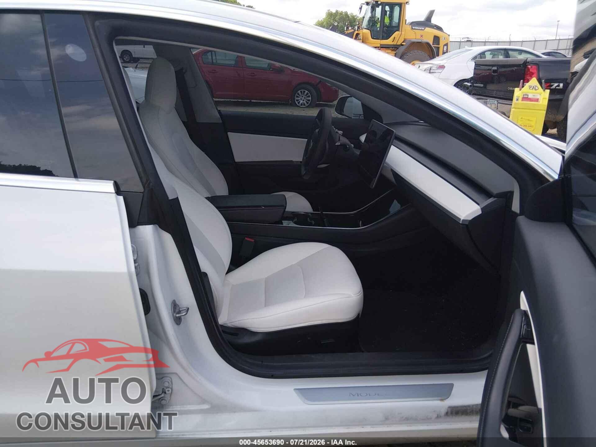 TESLA MODEL 3 2019 - 5YJ3E1EB1KF494792