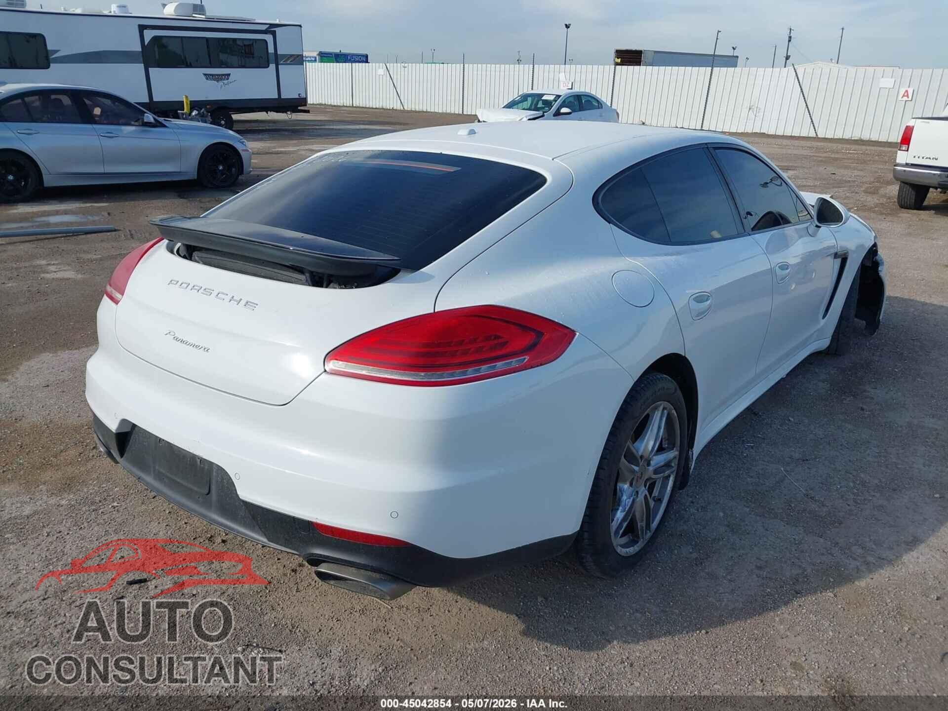 PORSCHE PANAMERA 2014 - WP0AA2A76EL008859