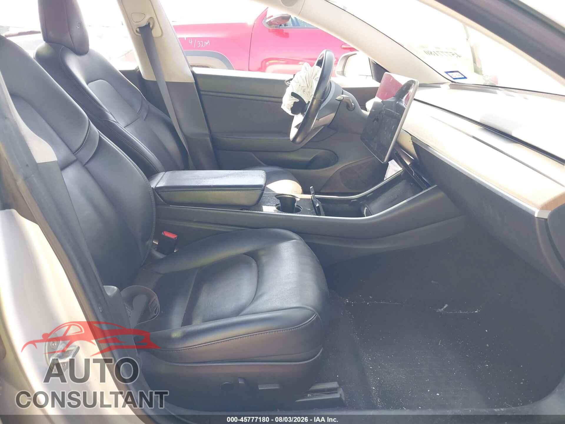 TESLA MODEL 3 2018 - 5YJ3E1EA8JF014317
