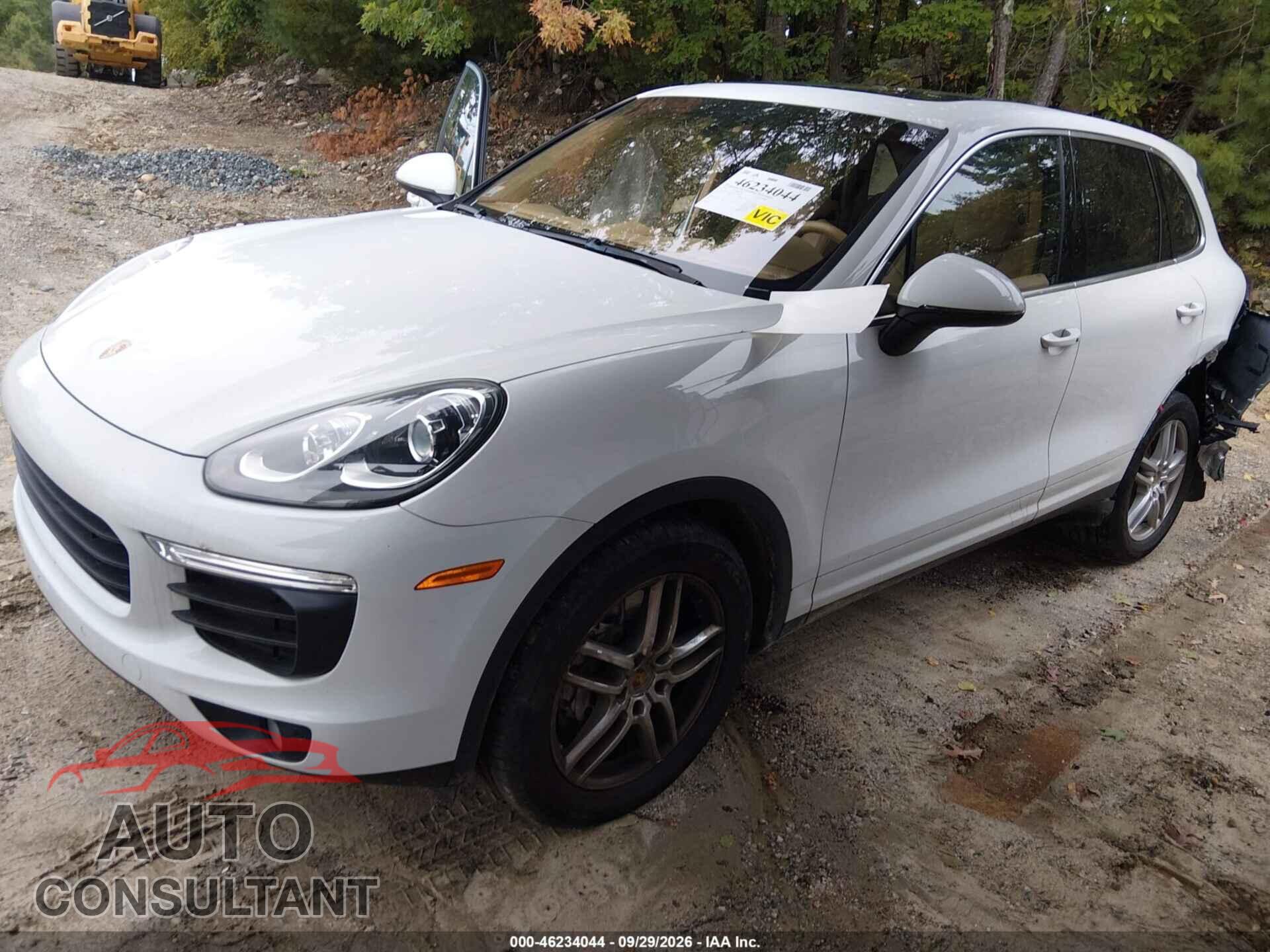PORSCHE CAYENNE 2016 - WP1AA2A24GKA08628