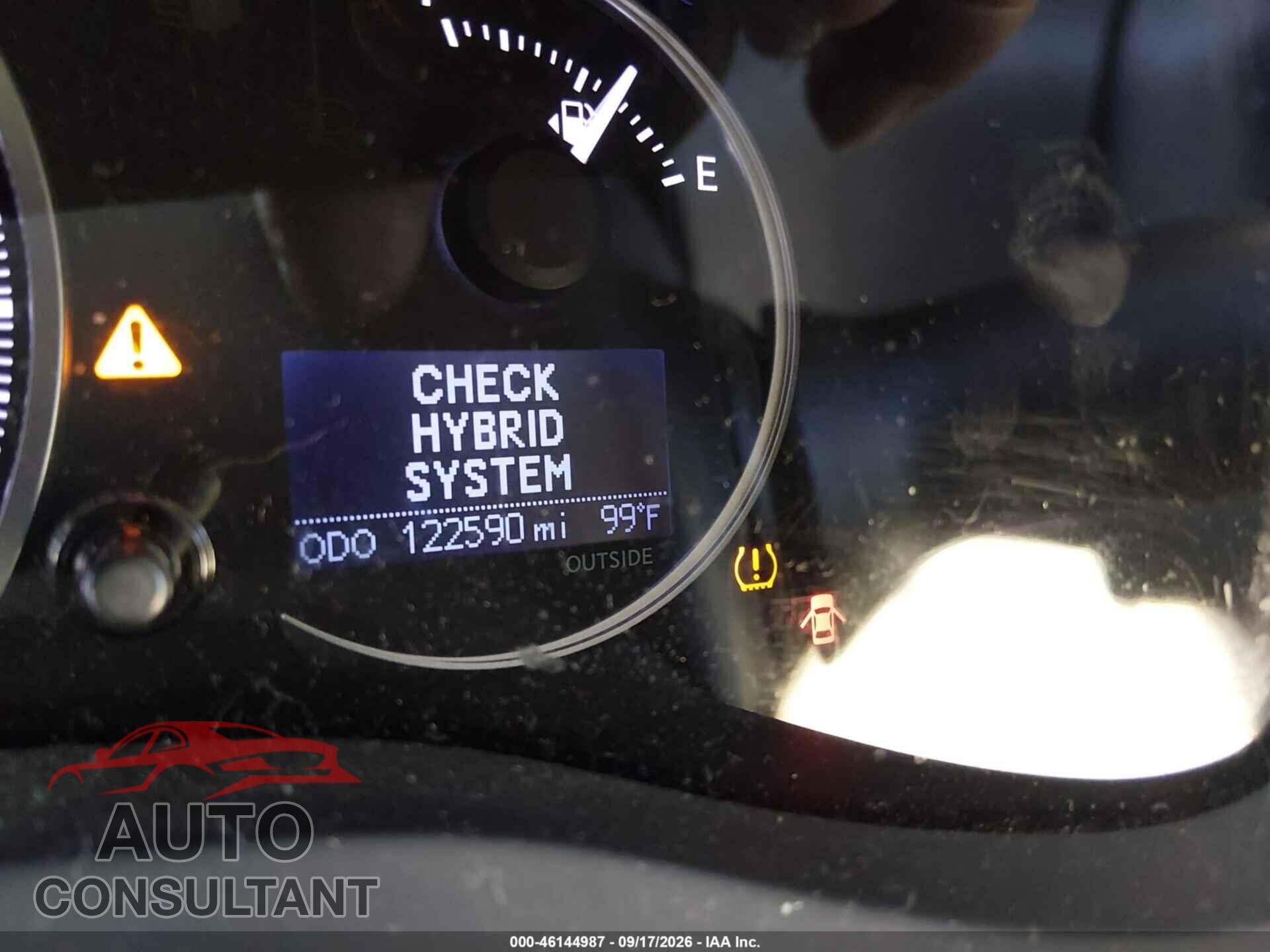 LEXUS CT 200H 2011 - JTHKD5BH2B2006997