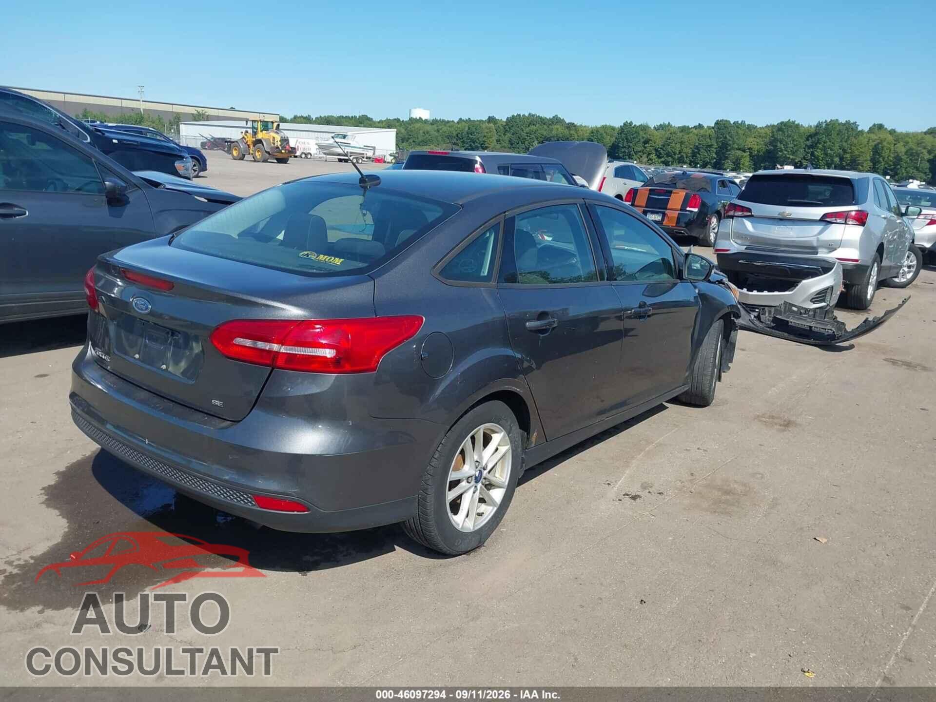 FORD FOCUS 2017 - 1FADP3F27HL229444