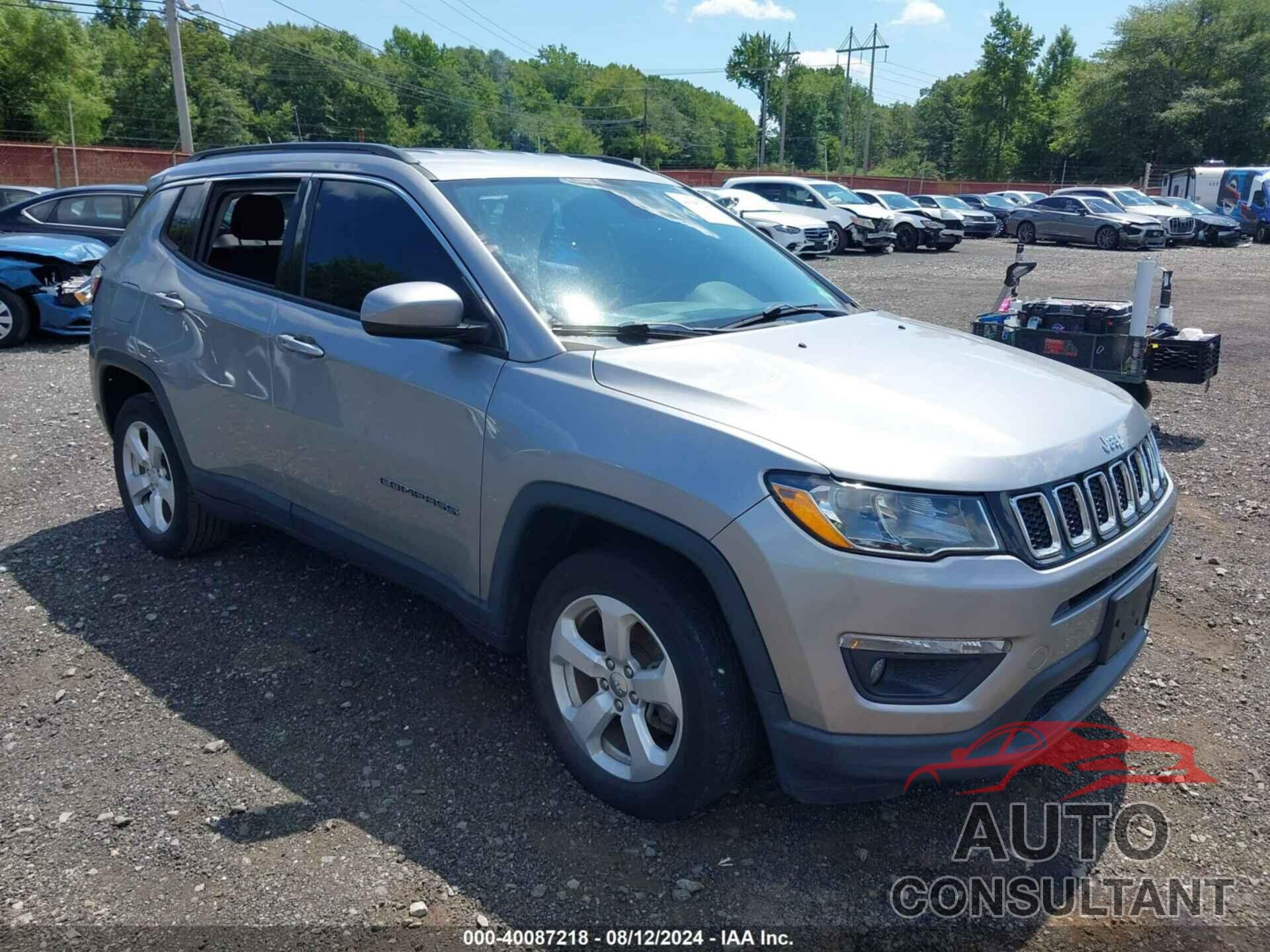 JEEP COMPASS 2018 - 3C4NJDBB2JT321096