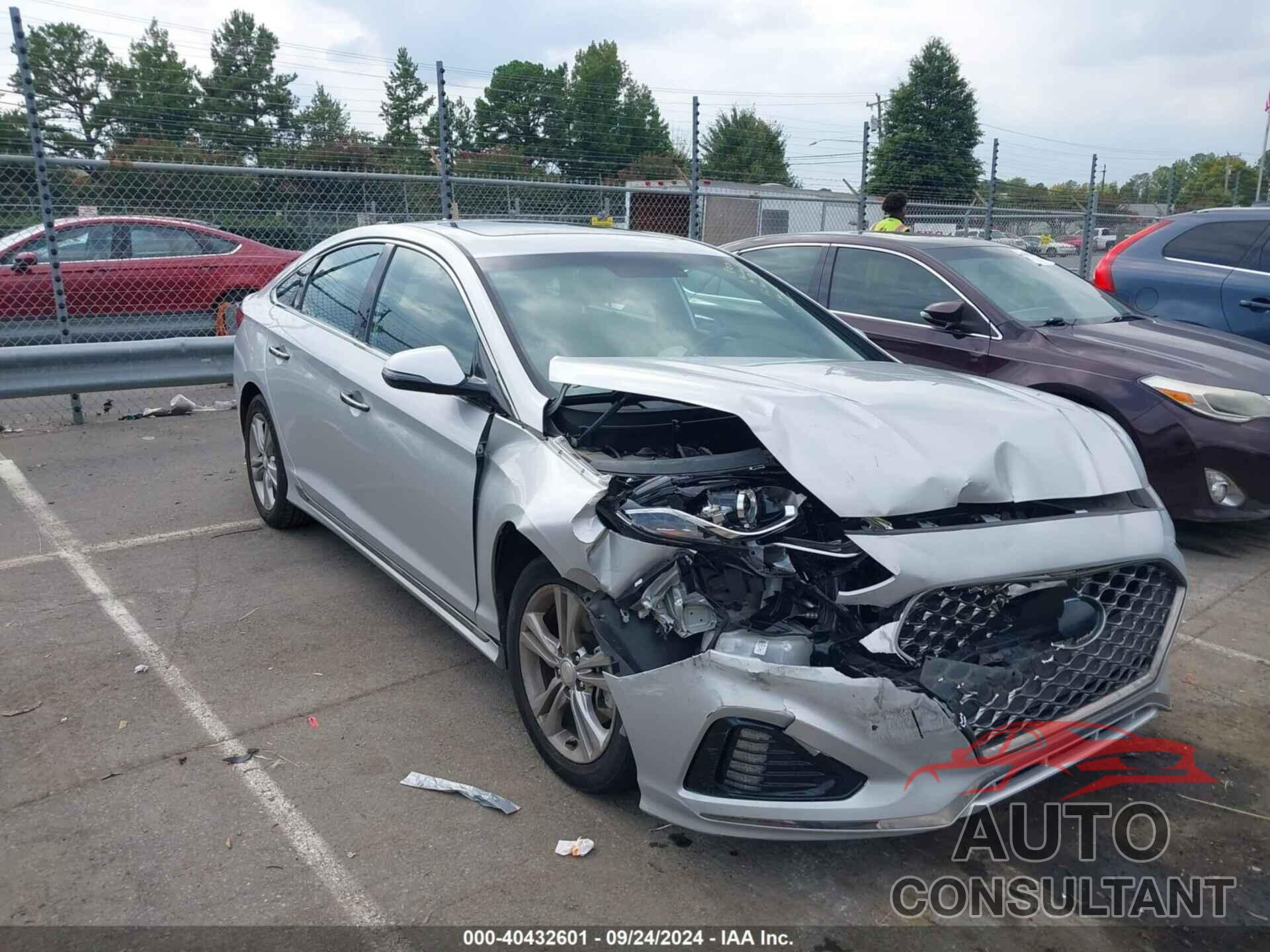 HYUNDAI SONATA 2018 - 5NPE34AF0JH679165