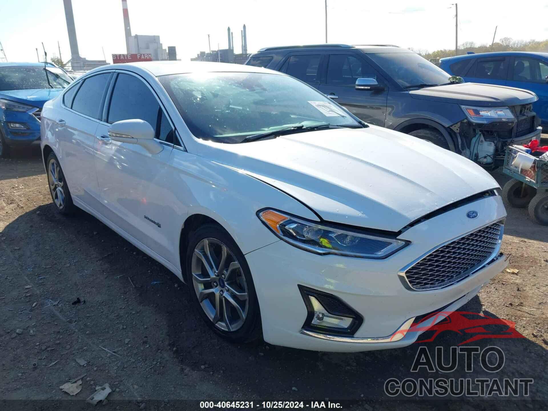 FORD FUSION HYBRID 2019 - 3FA6P0RU8KR120259