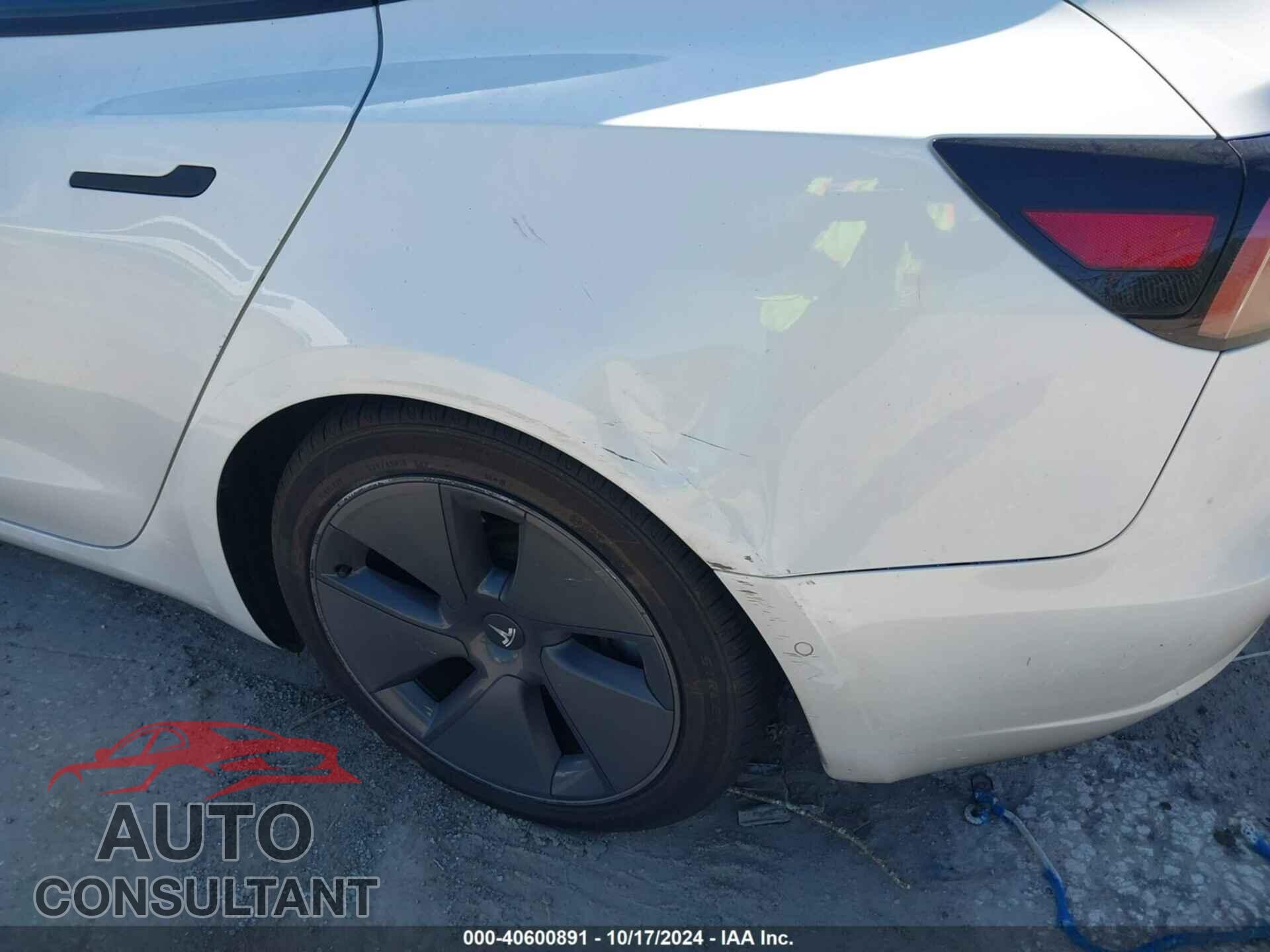 TESLA MODEL 3 2022 - 5YJ3E1EB4NF172121