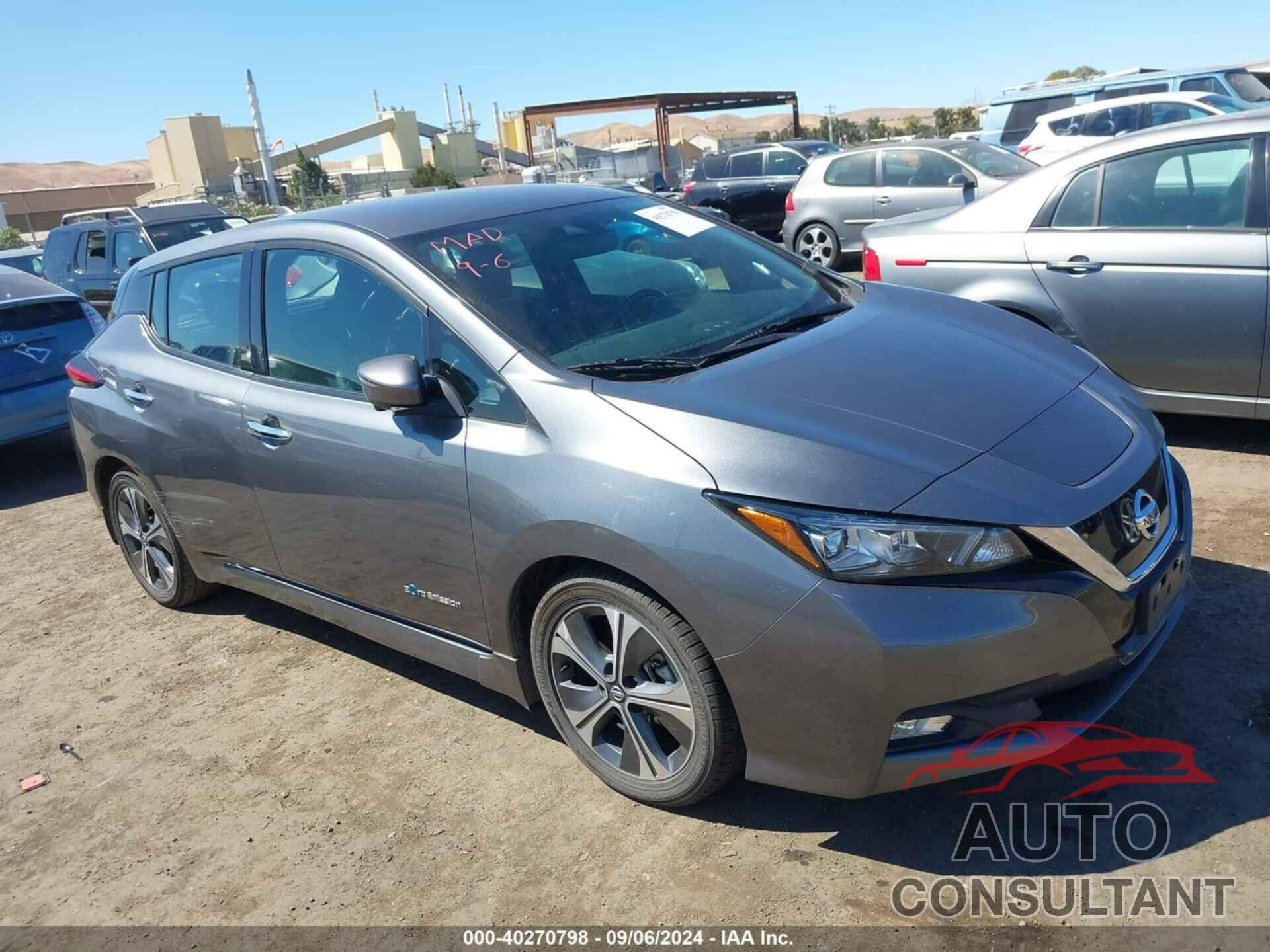 NISSAN LEAF 2018 - 1N4AZ1CP9JC311988