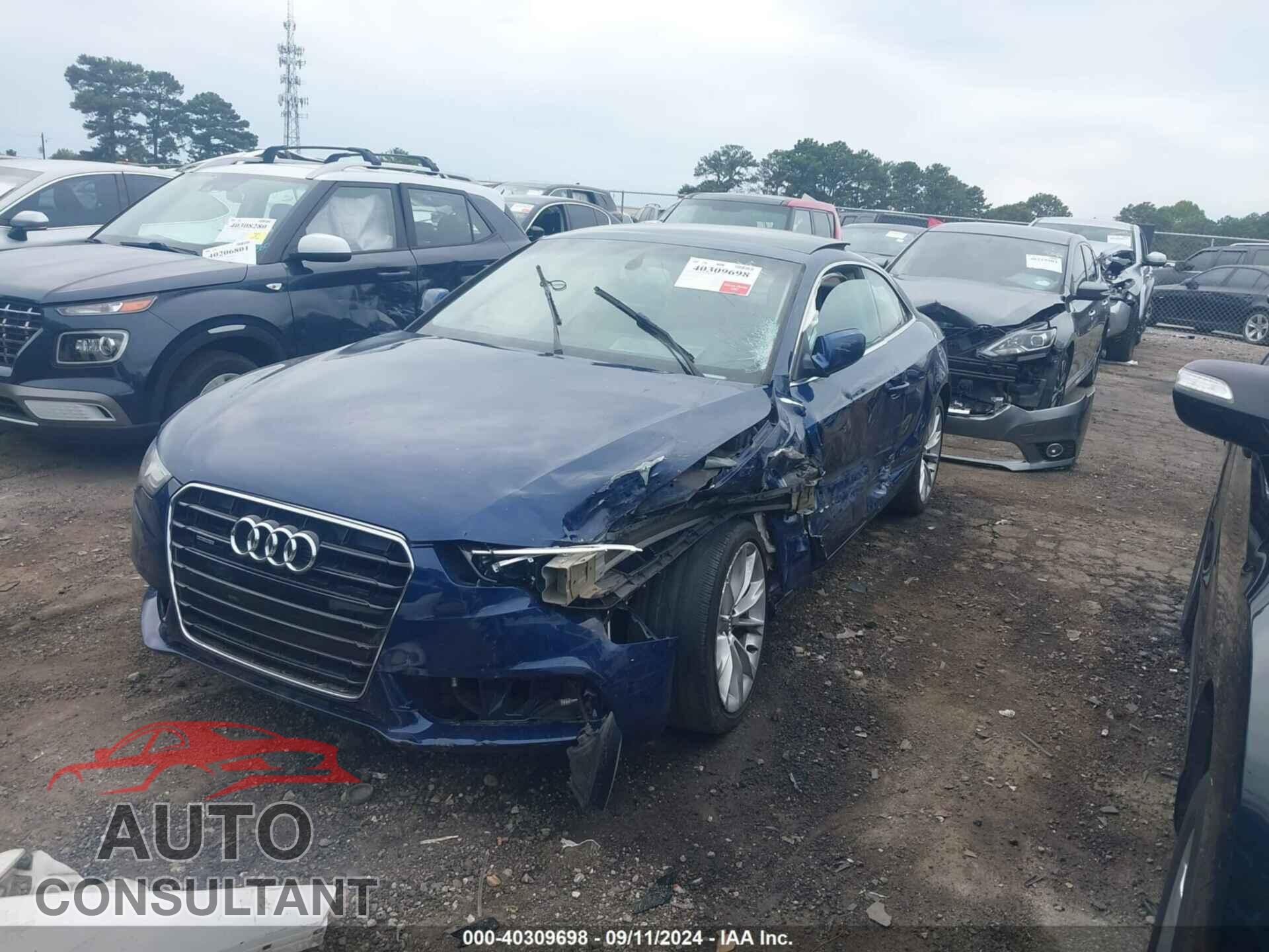AUDI A5 2013 - WAUCFAFR1DA033335
