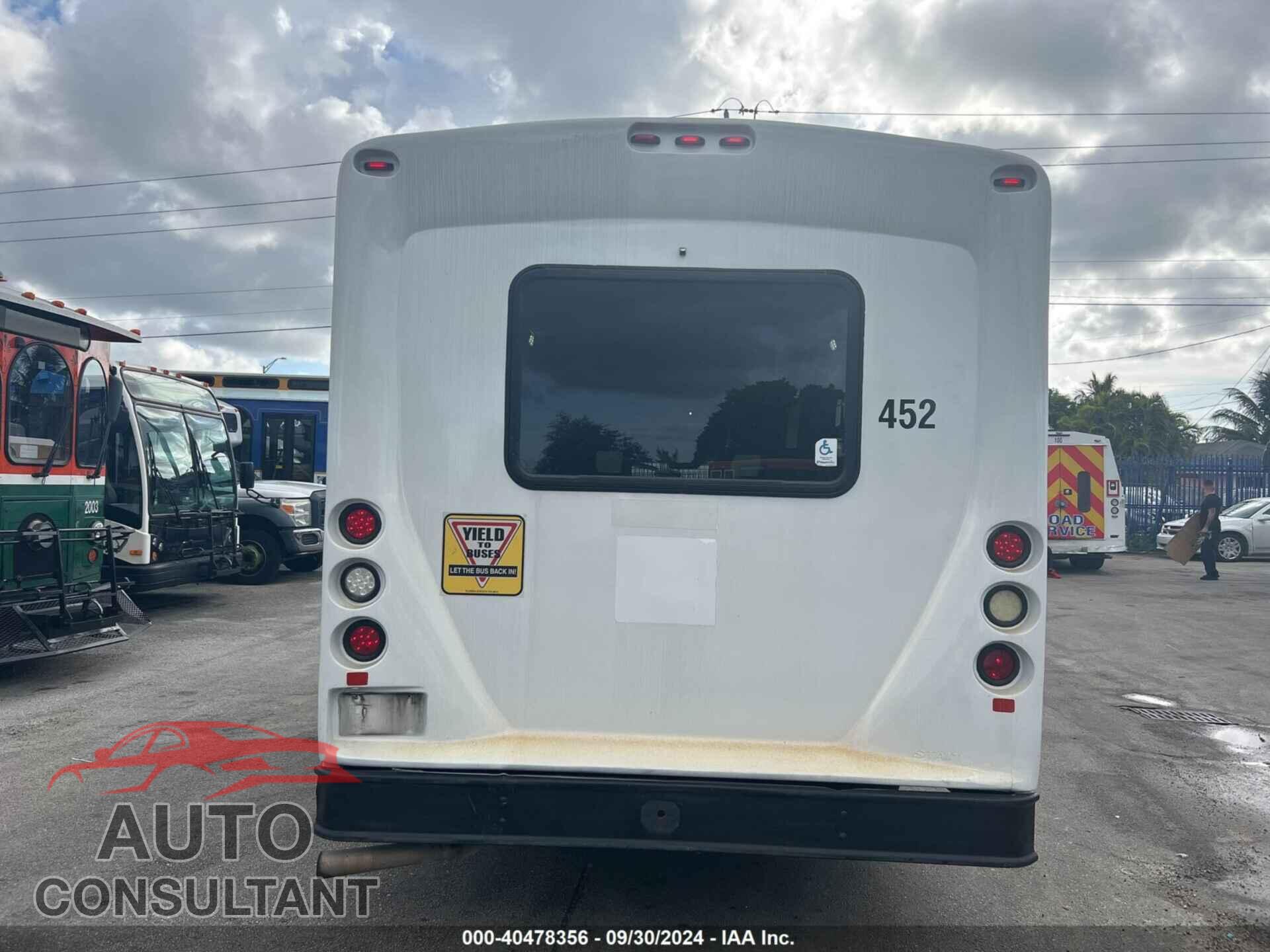 FORD ECONOLINE 2016 - 1FDEE3FL6GDC32207