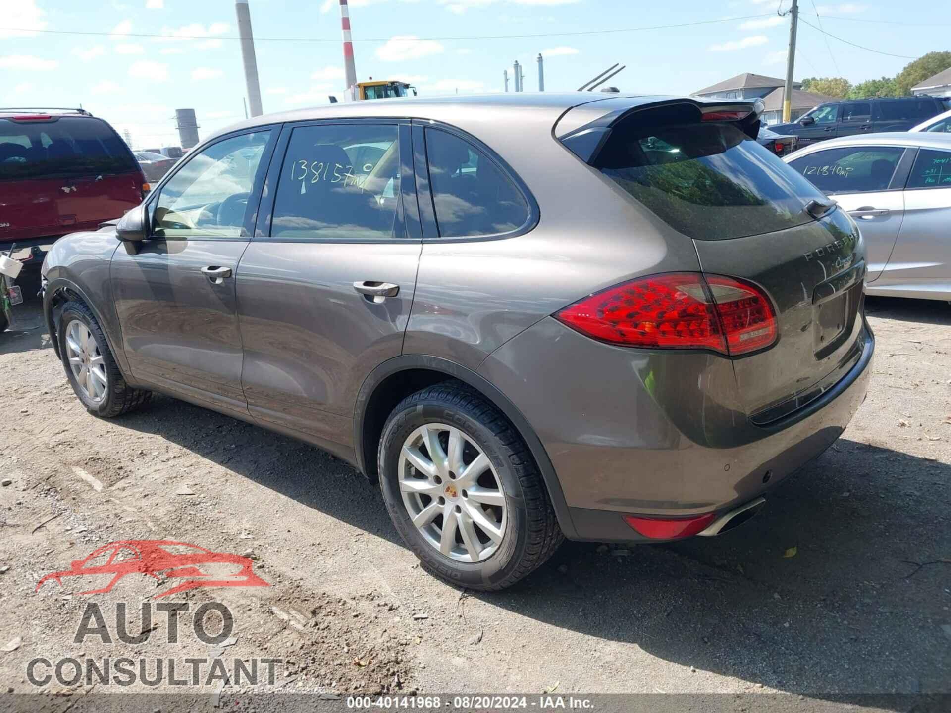 PORSCHE CAYENNE 2013 - WP1AA2A24DLA19229