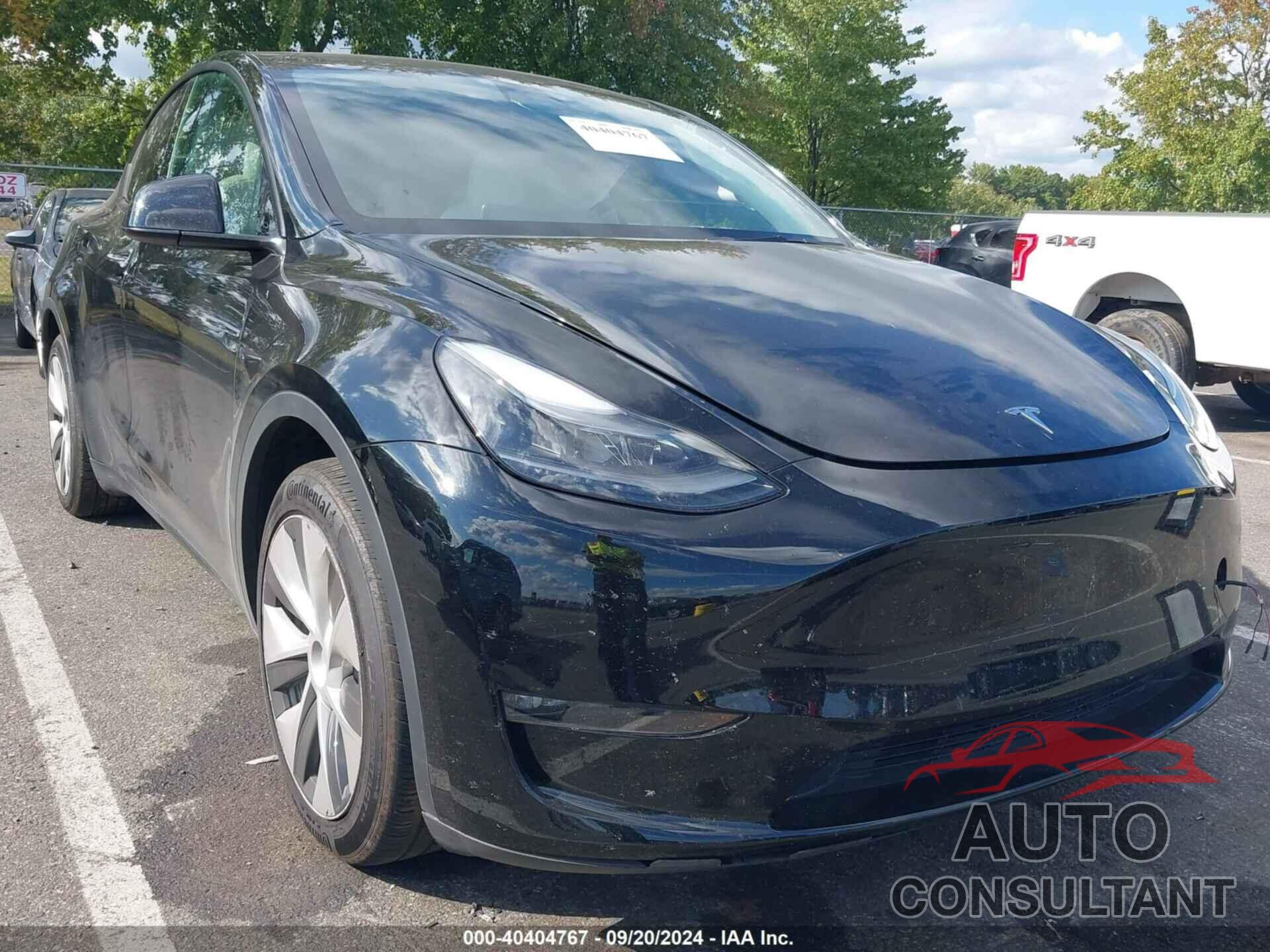 TESLA MODEL Y 2023 - 7SAYGDEE7PF682531