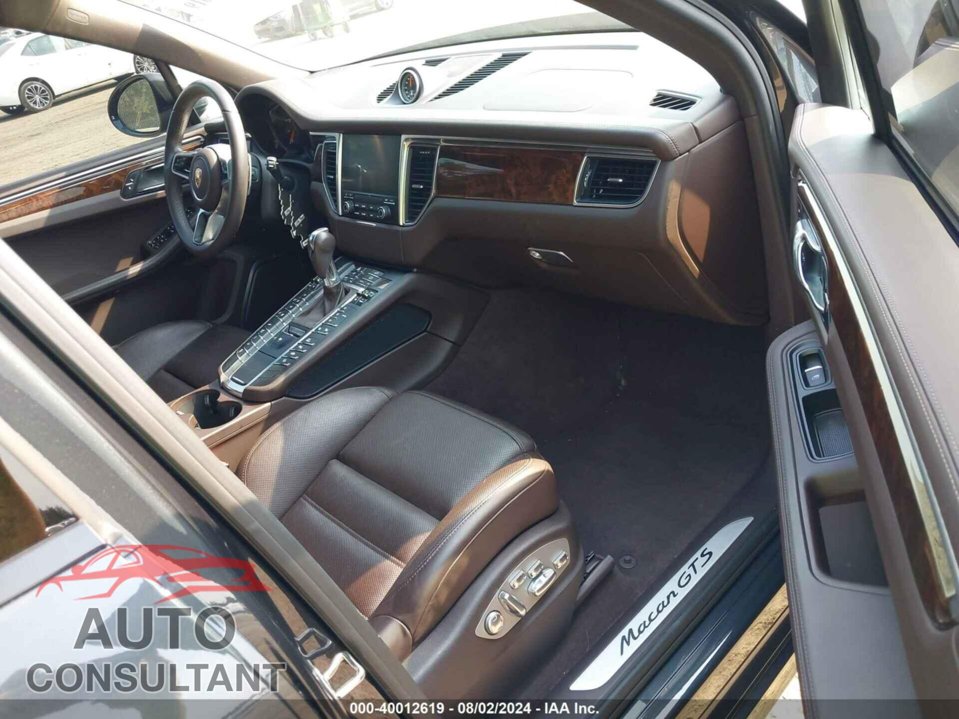 PORSCHE MACAN 2017 - WP1AG2A54HLB53429