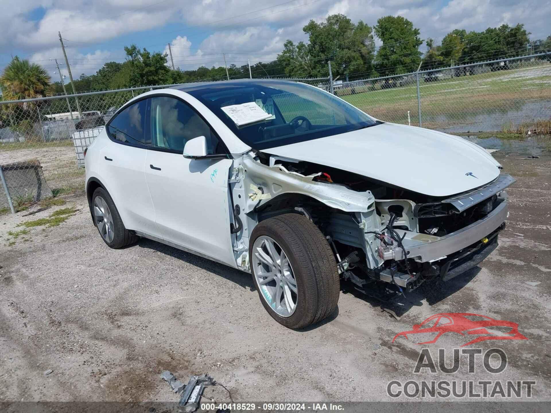 TESLA MODEL Y 2021 - 5YJYGDED9MF111297