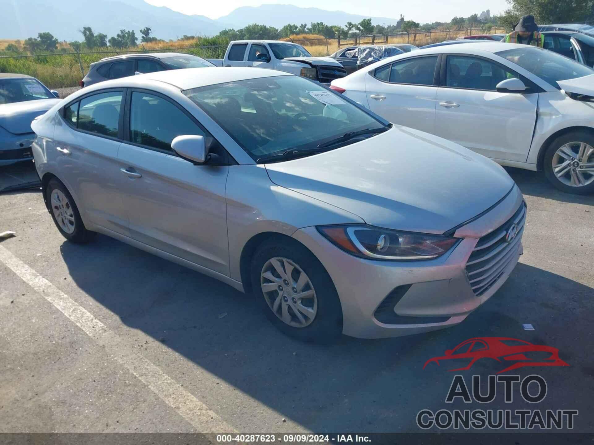 HYUNDAI ELANTRA 2018 - 5NPD74LF7JH395173