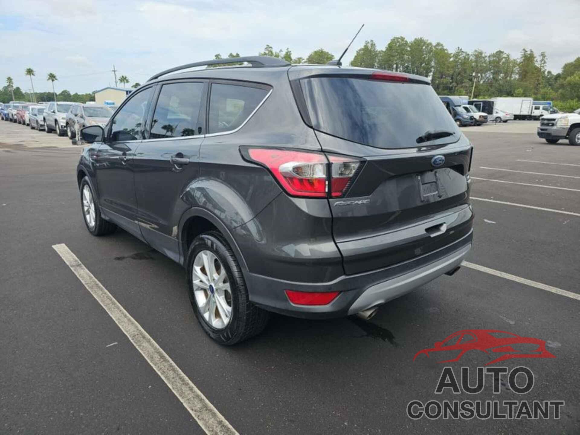 FORD ESCAPE 2018 - 1FMCU0GD6JUD23551