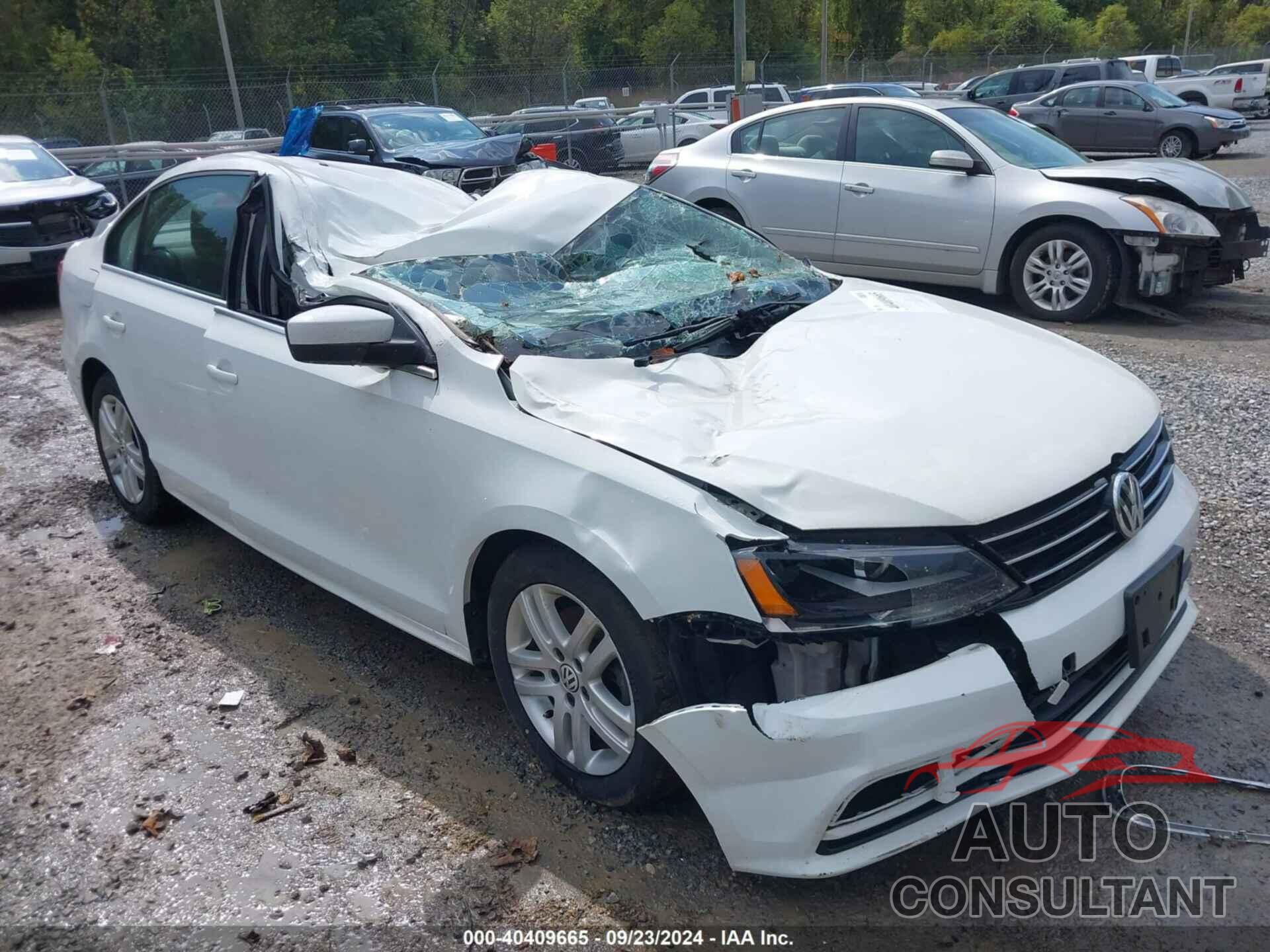 VOLKSWAGEN JETTA 2017 - 3VW2B7AJXHM208959