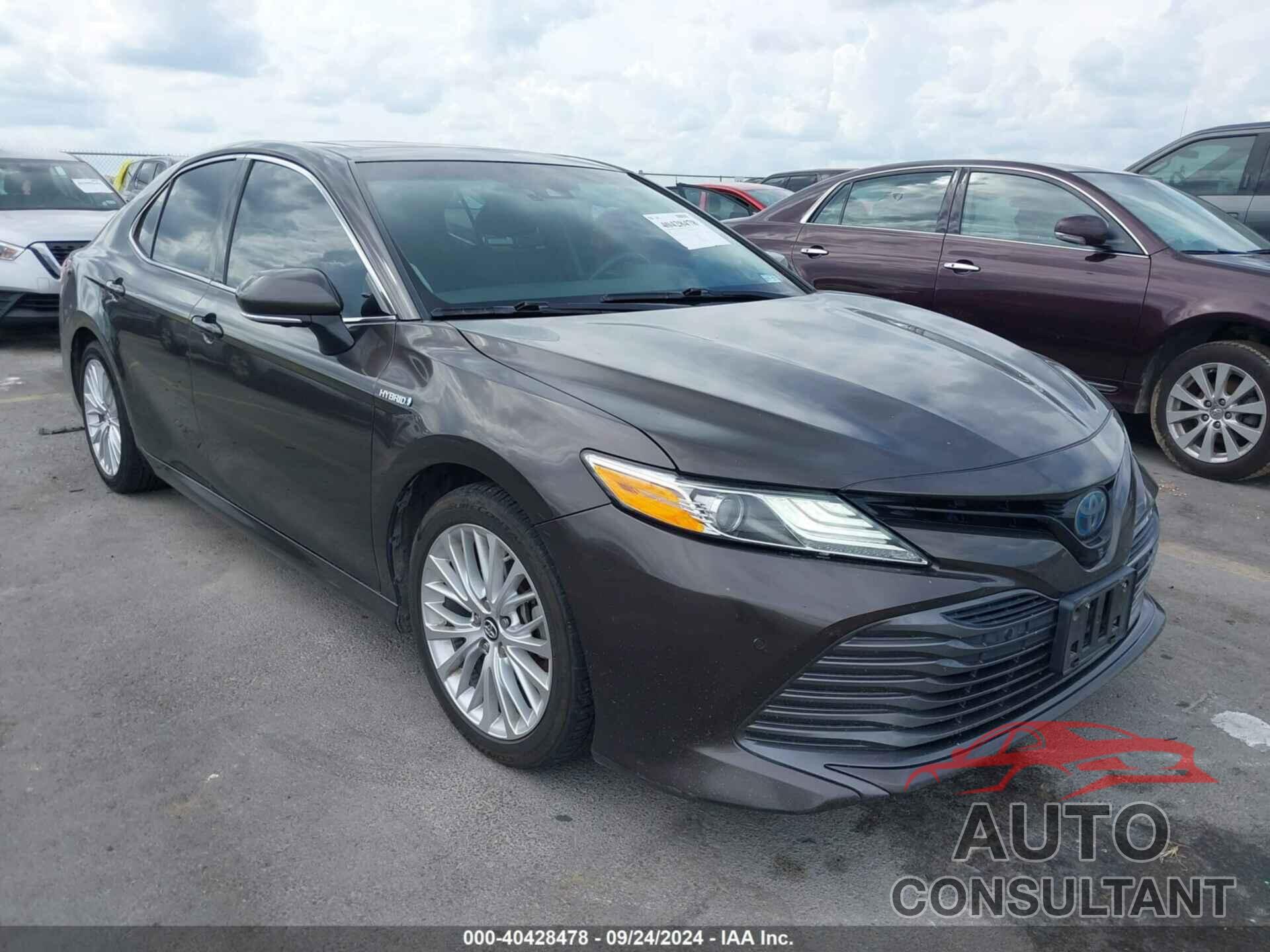 TOYOTA CAMRY HYBRID 2018 - 4T1B21HK2JU500942