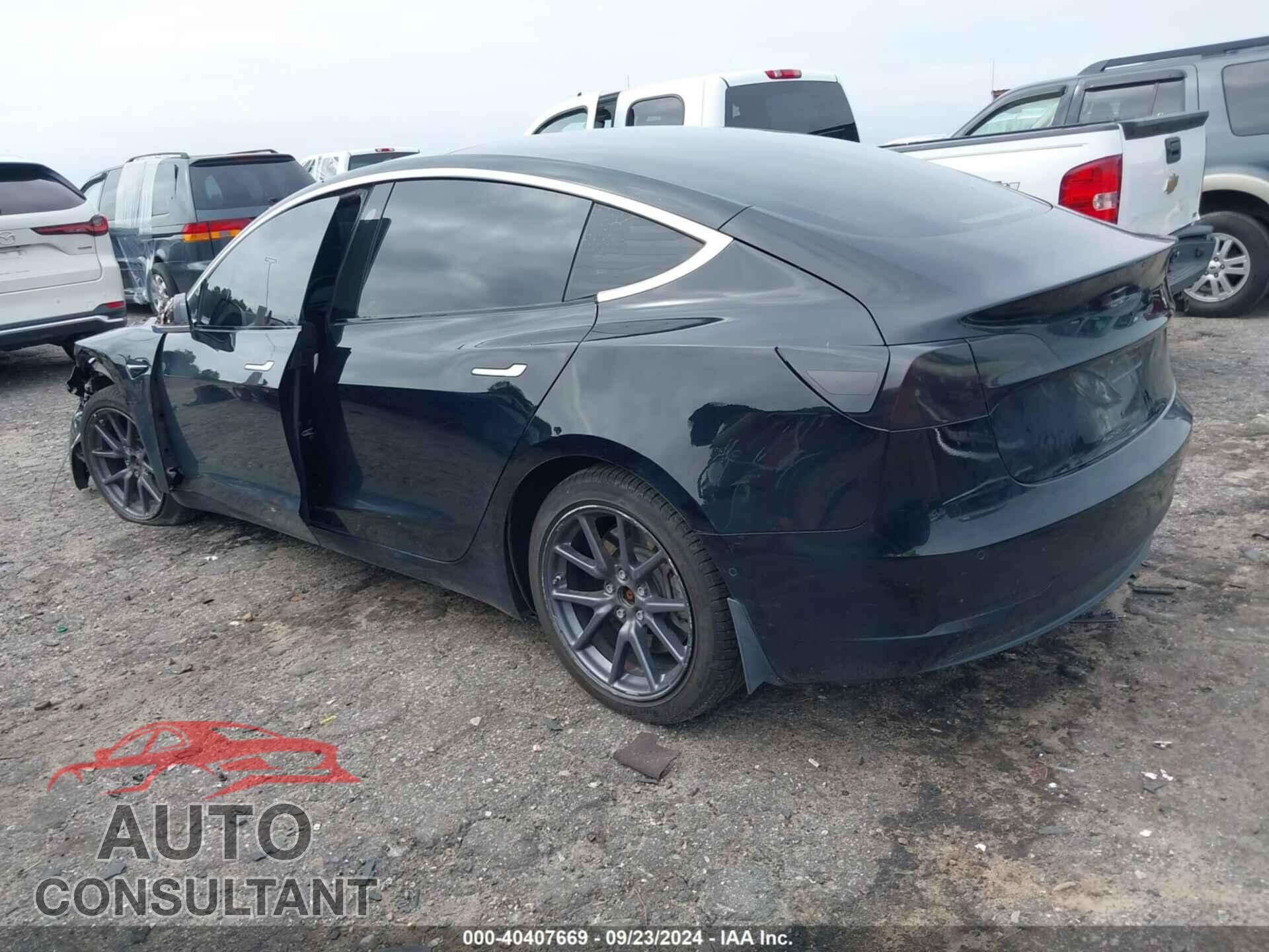 TESLA MODEL 3 2018 - 5YJ3E1EB4JF099181