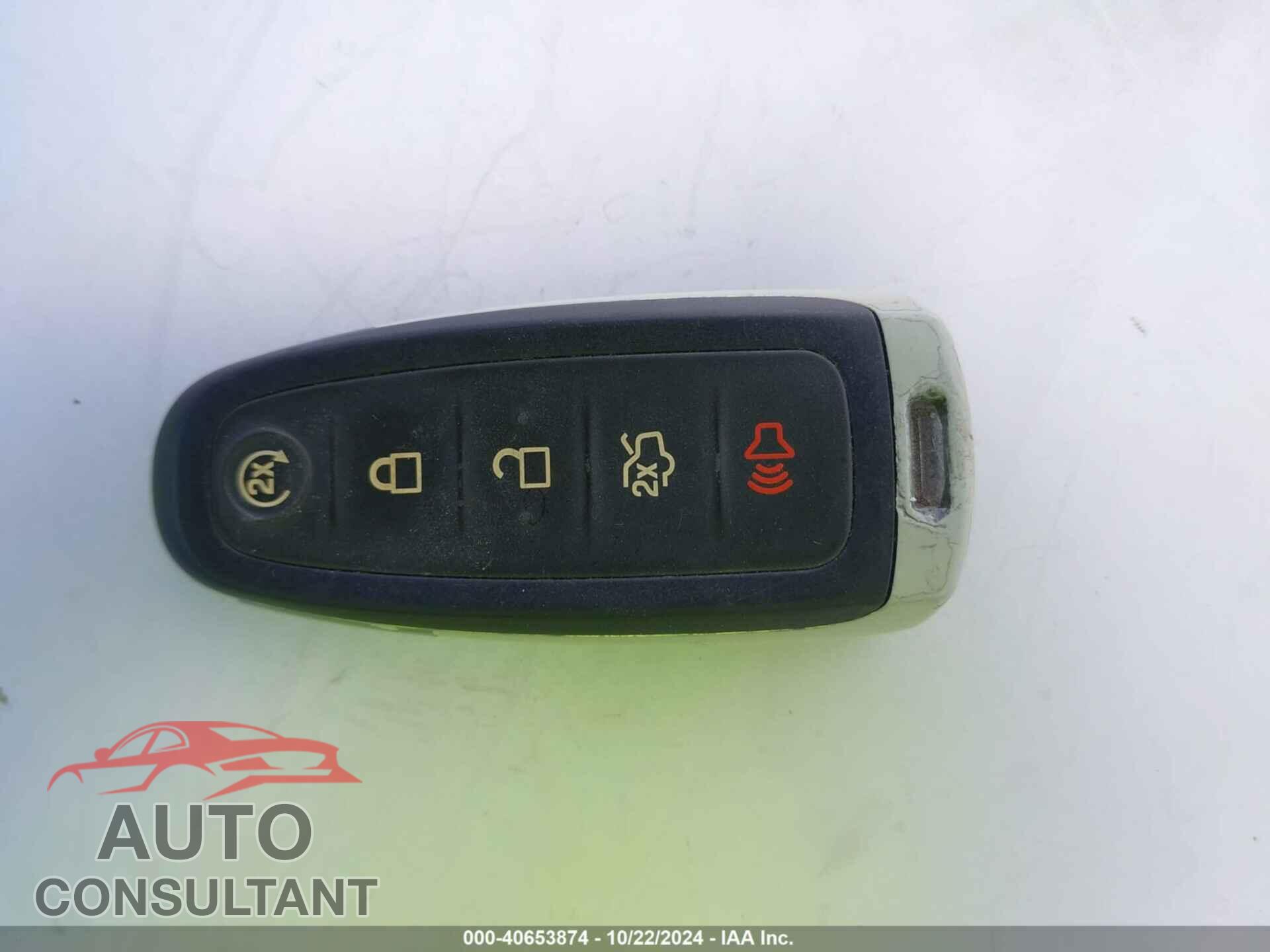 FORD TAURUS 2015 - 1FAHP2F82FG117608