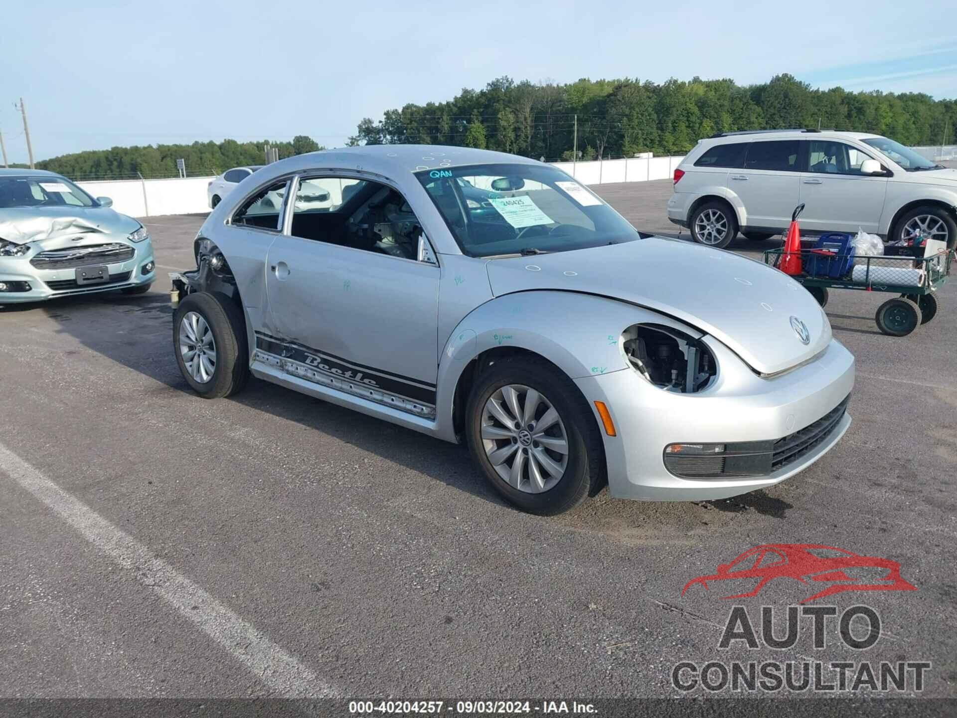 VOLKSWAGEN BEETLE 2016 - 3VWF17AT6GM624608