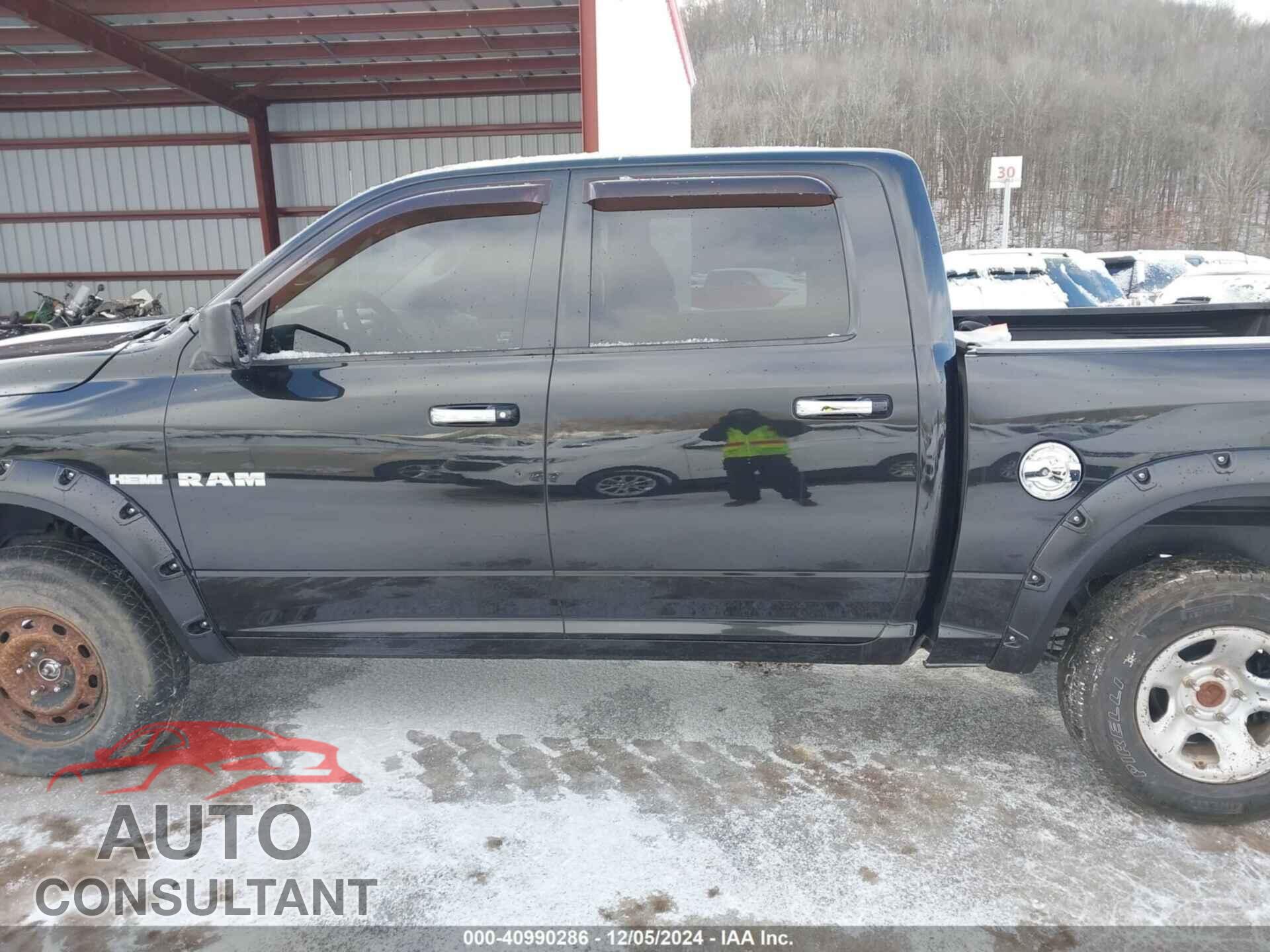 DODGE RAM 1500 2010 - 1D7RV1CT2AS127929